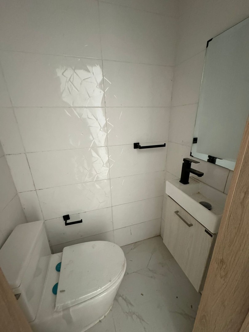 apartamentos - Apartamento Nuevo en Venta
EL MILLÓN
USD 240,000.00
 6