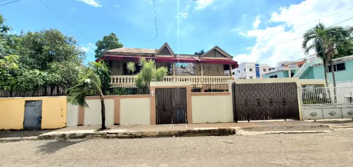 casas - Casa sector lucerna  0