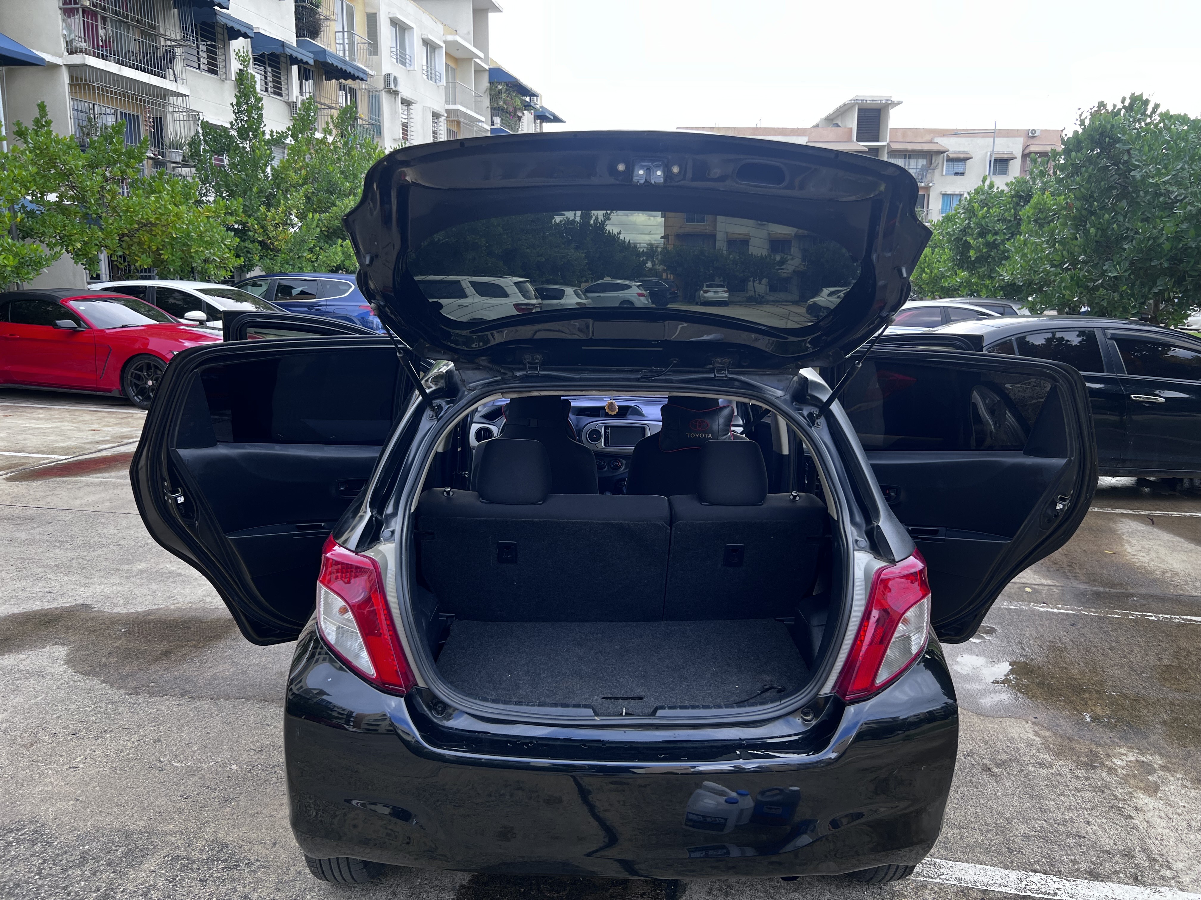 carros - TOYOTA VITZ 2013 5
