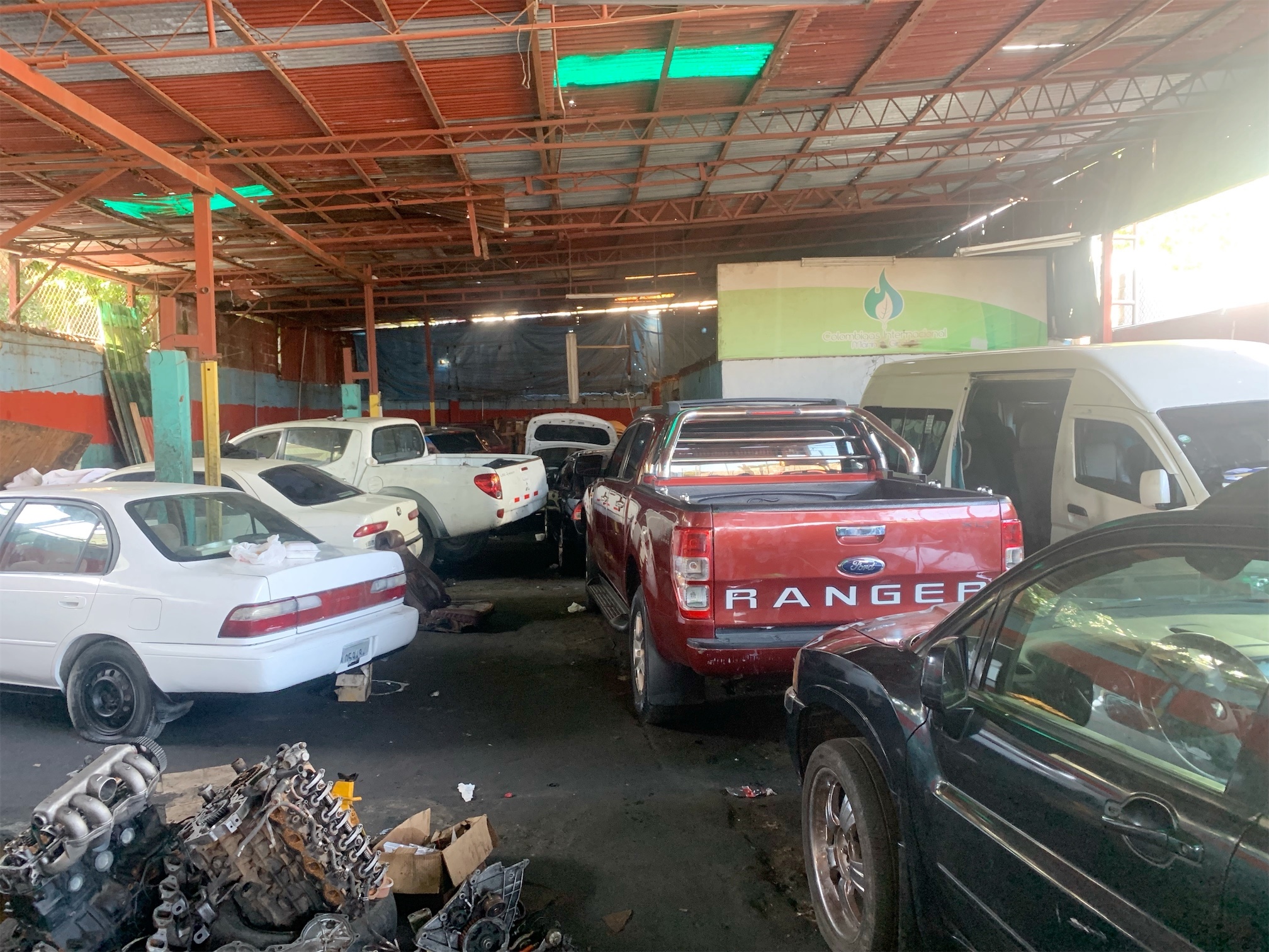 oficinas y locales comerciales - Local en ensanche la fe venta  1