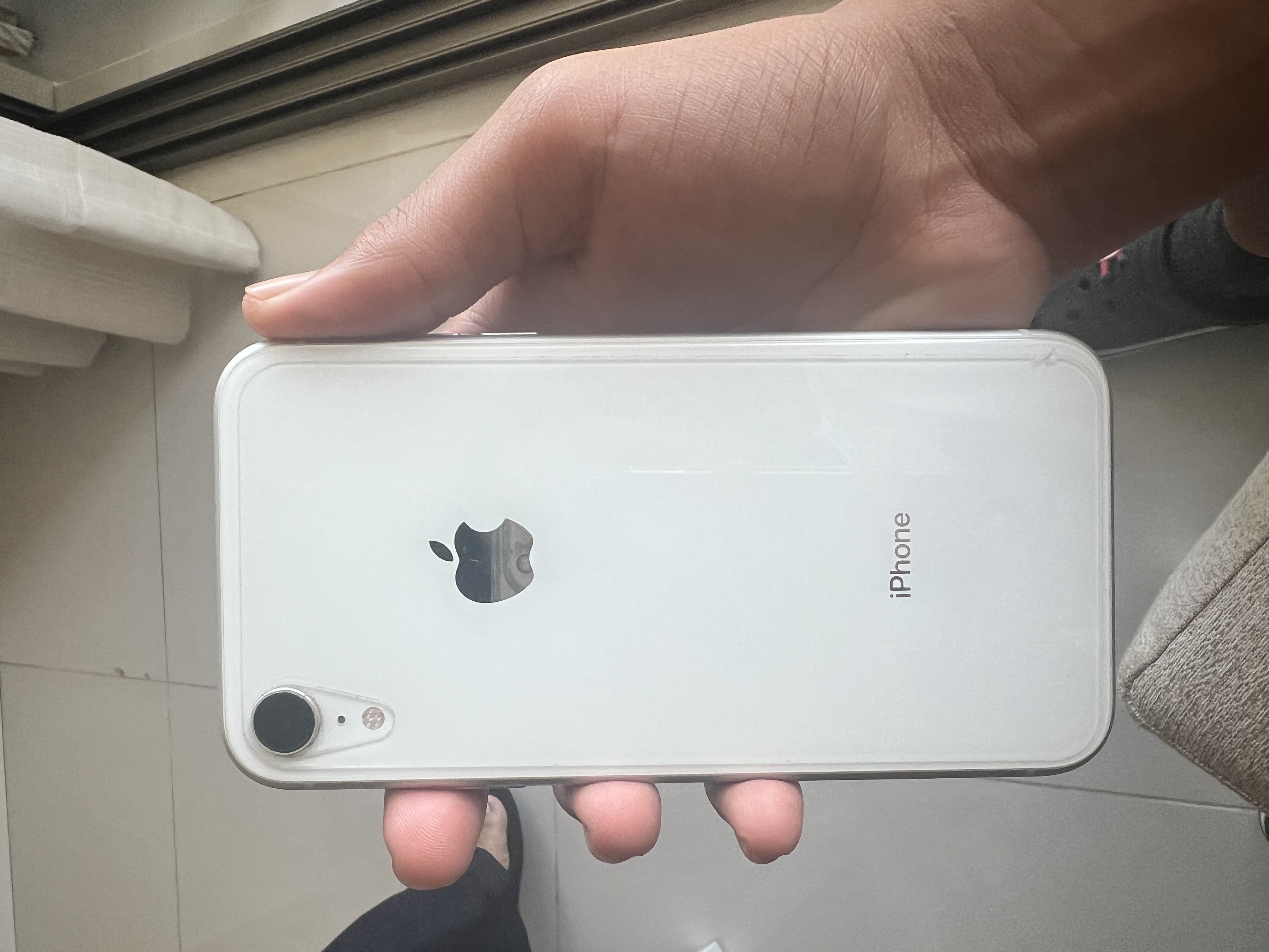 celulares y tabletas - iPhone XR 0