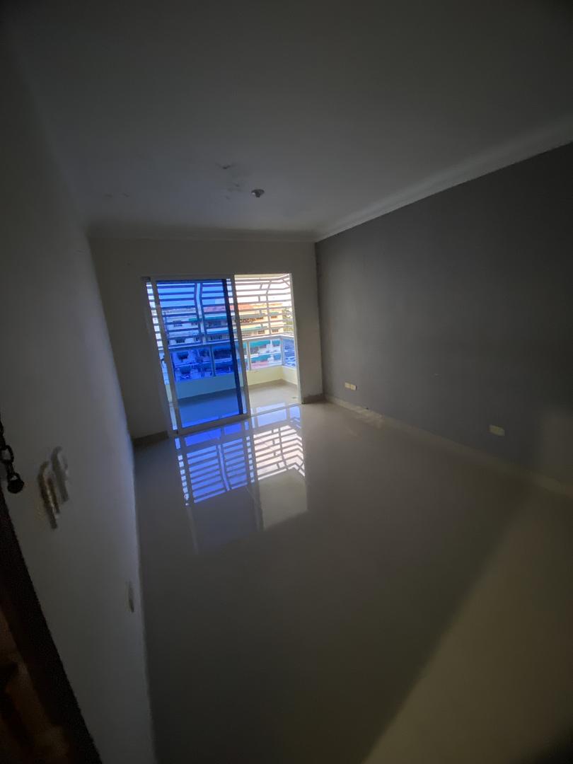 apartamentos - Apartamento en venta tipo Penthouse 2 niveles, escalera por fuera