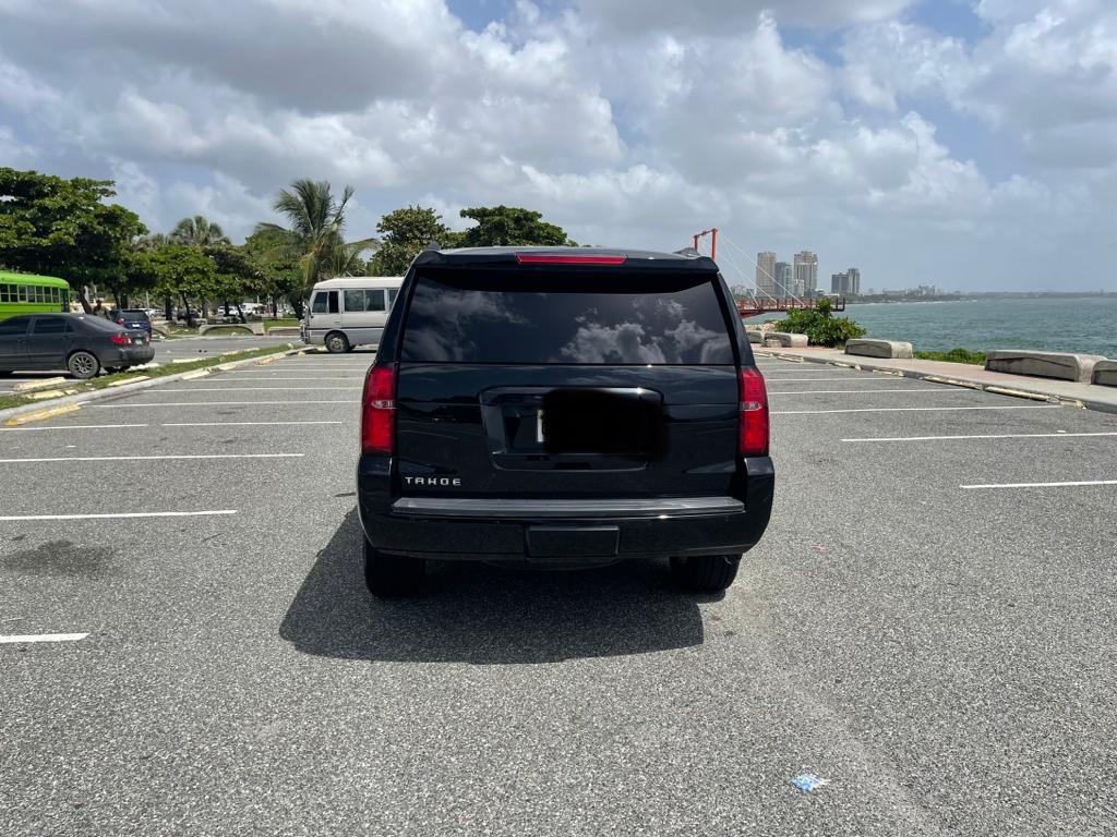 jeepetas y camionetas - Chevrolet Tahoe LT 2018 2