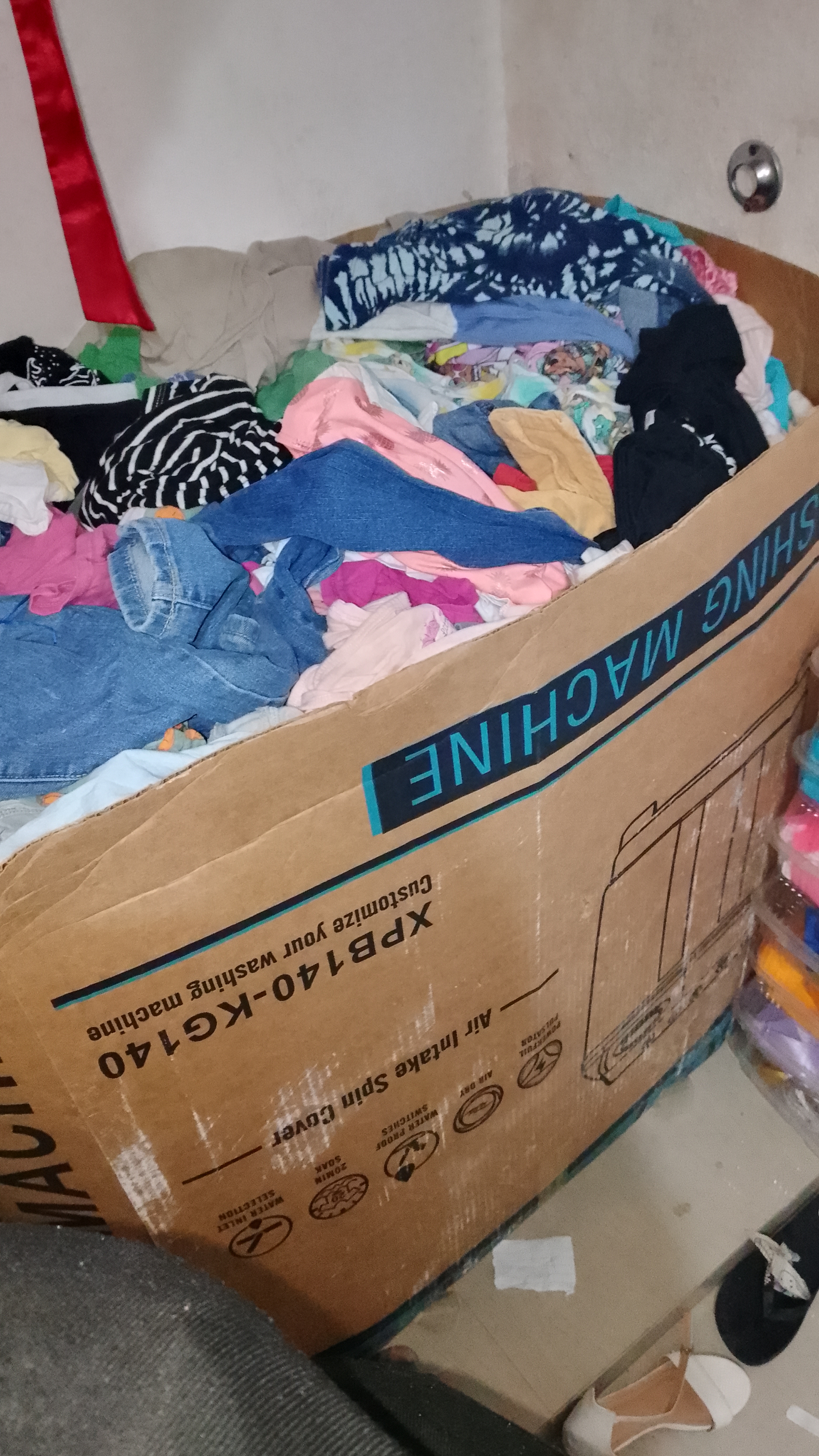 ropa y zapatos - caja de ropas de pacas de niños 400 puesas 1