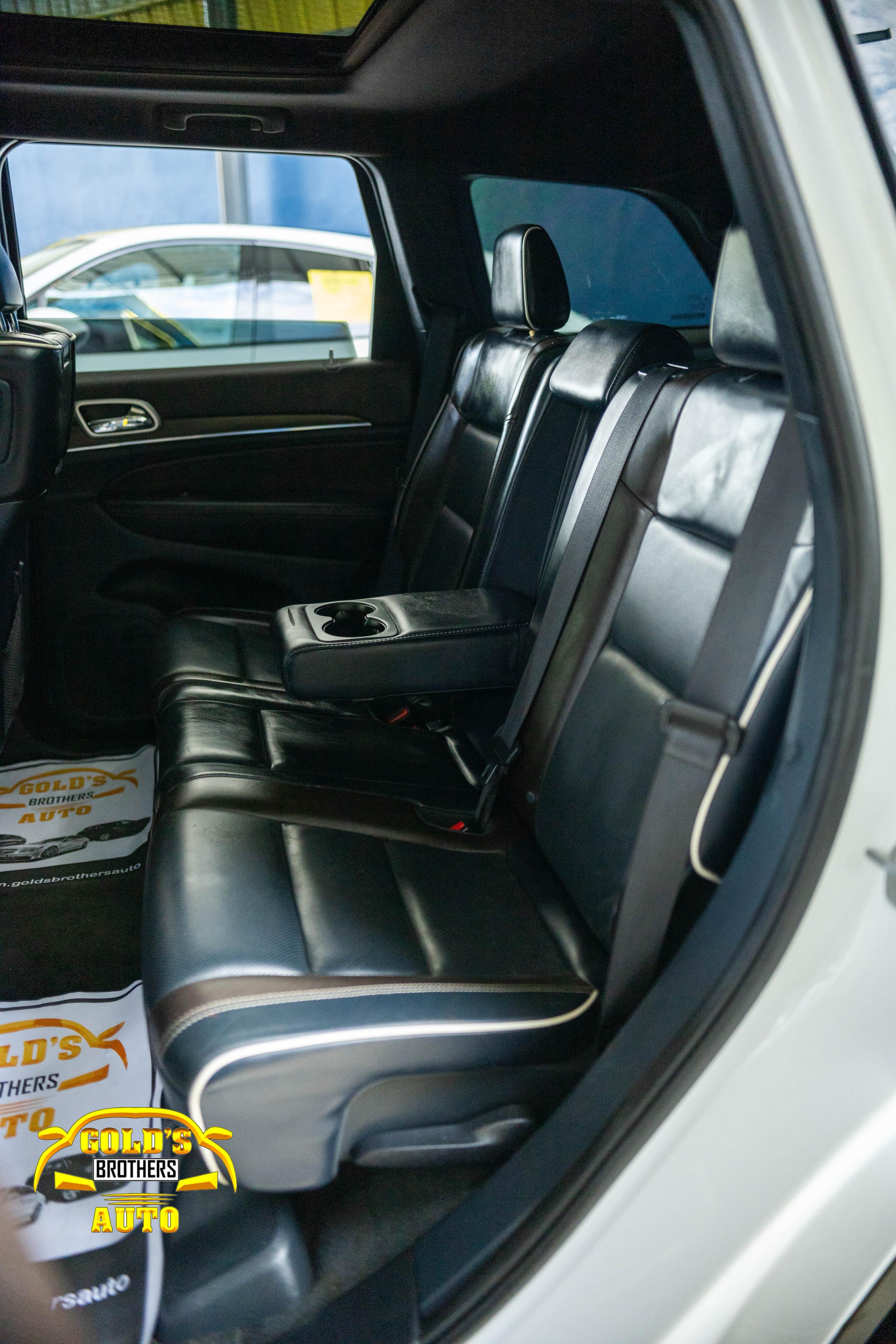 jeepetas y camionetas - Jeep Grand Cherokee Overland 4x4 2015 Clean Carfax 6