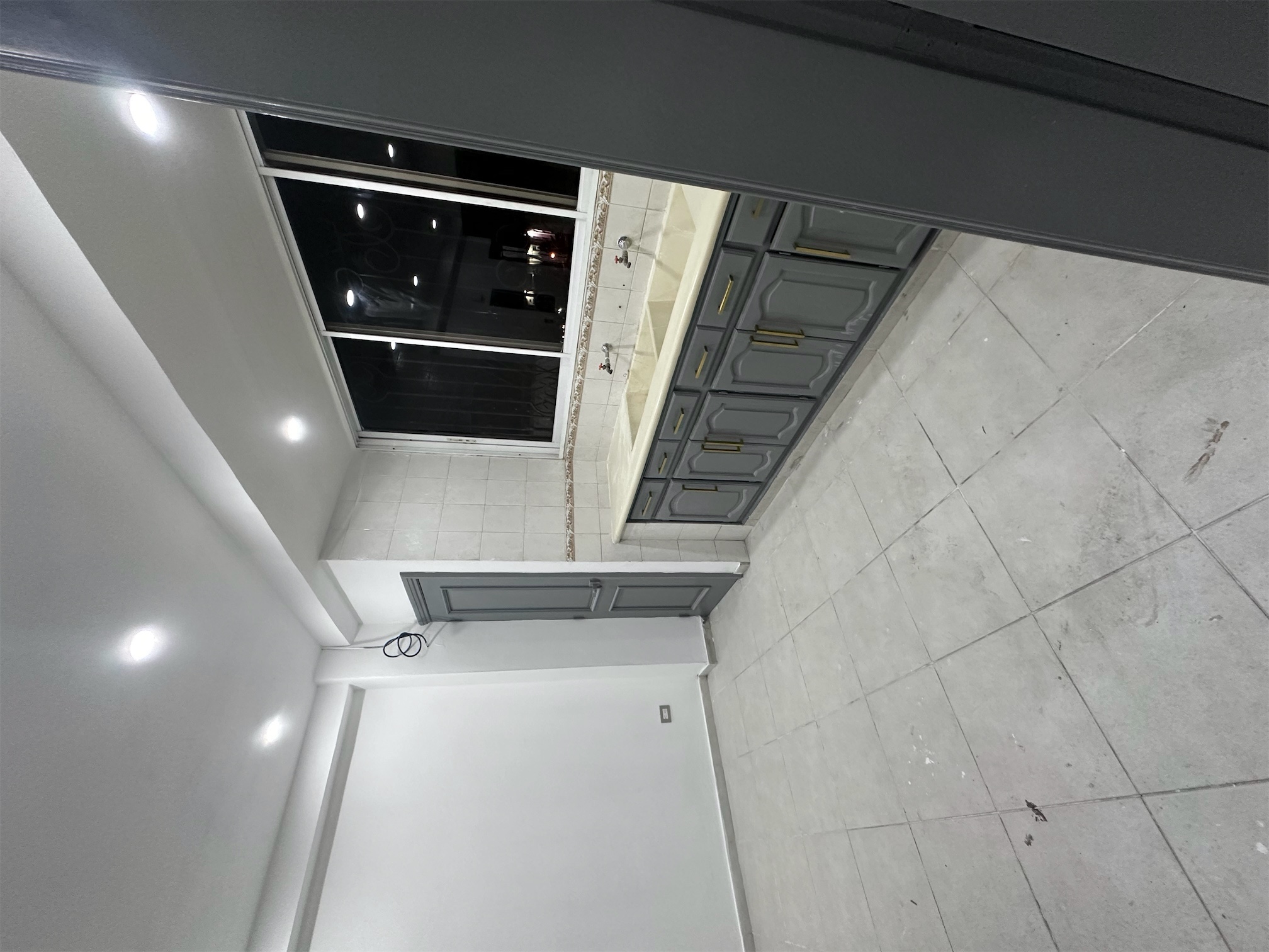 apartamentos - Alquilo amplio apartamento clásico en Bella Vista, Av. Sarasota  0