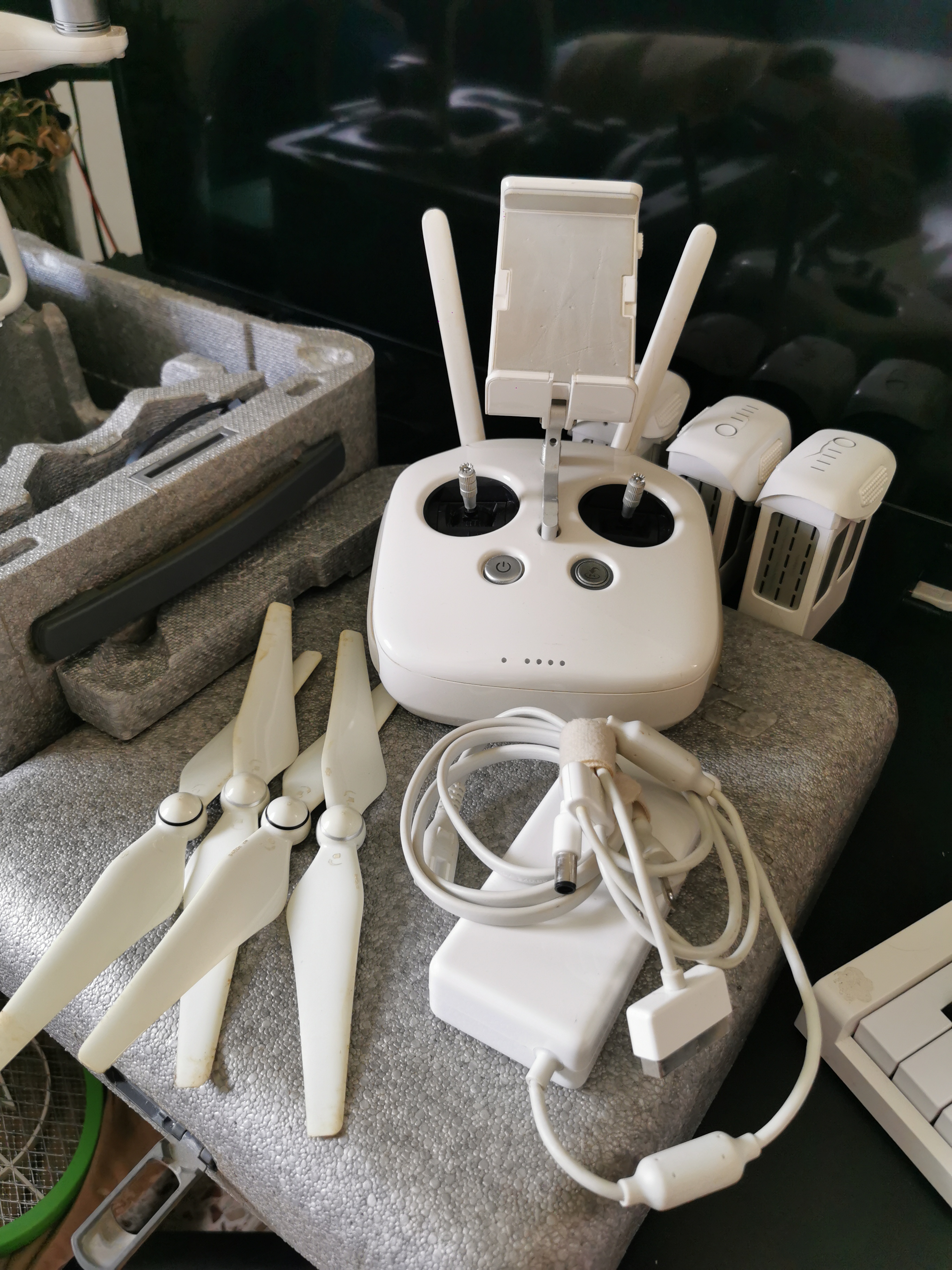 camaras y audio - DJI Phantom 4 Pro 3