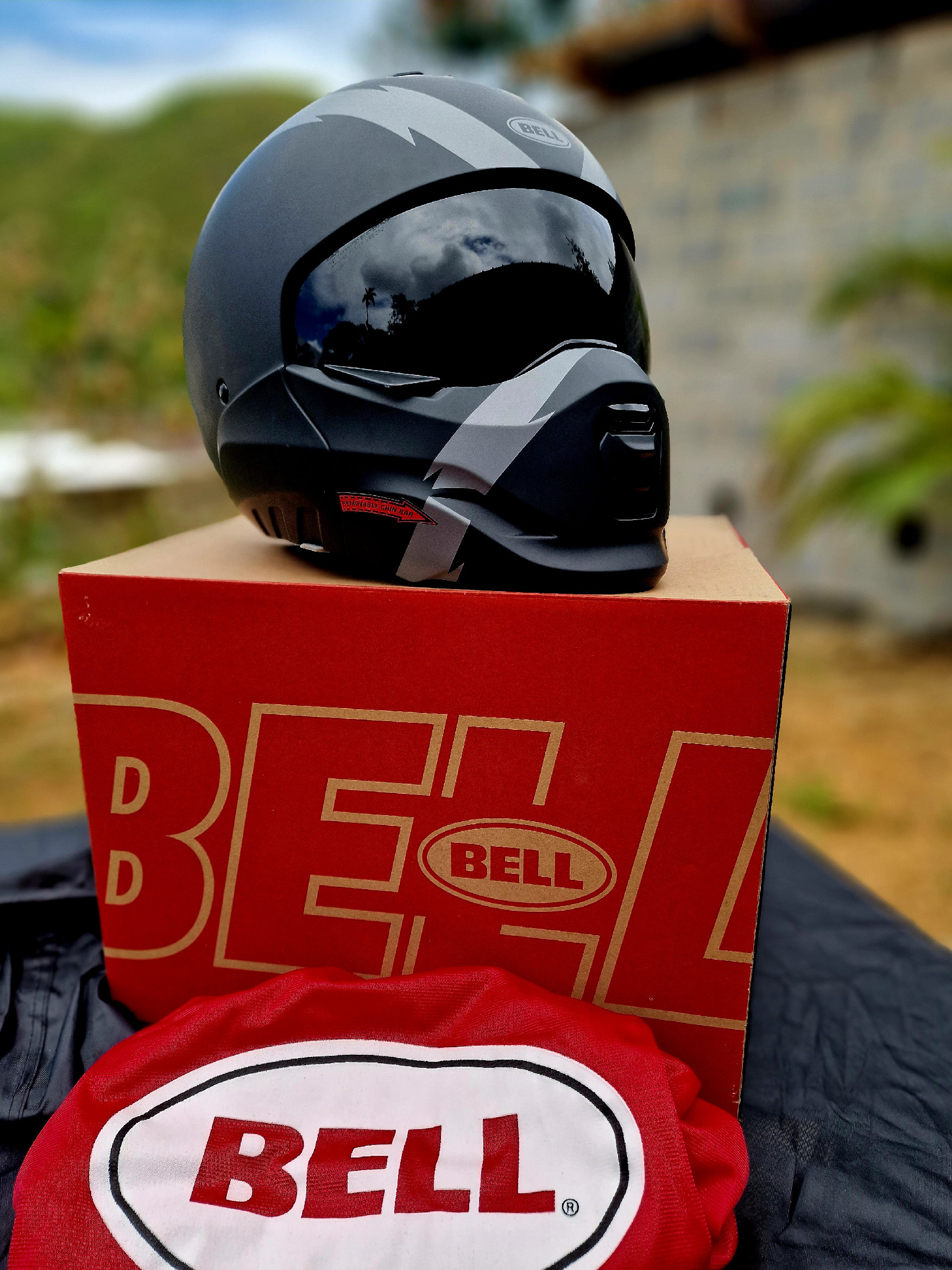 accesorios para vehiculos - Casco de Motocicleta Bell Broozer Helmet USA nuevo