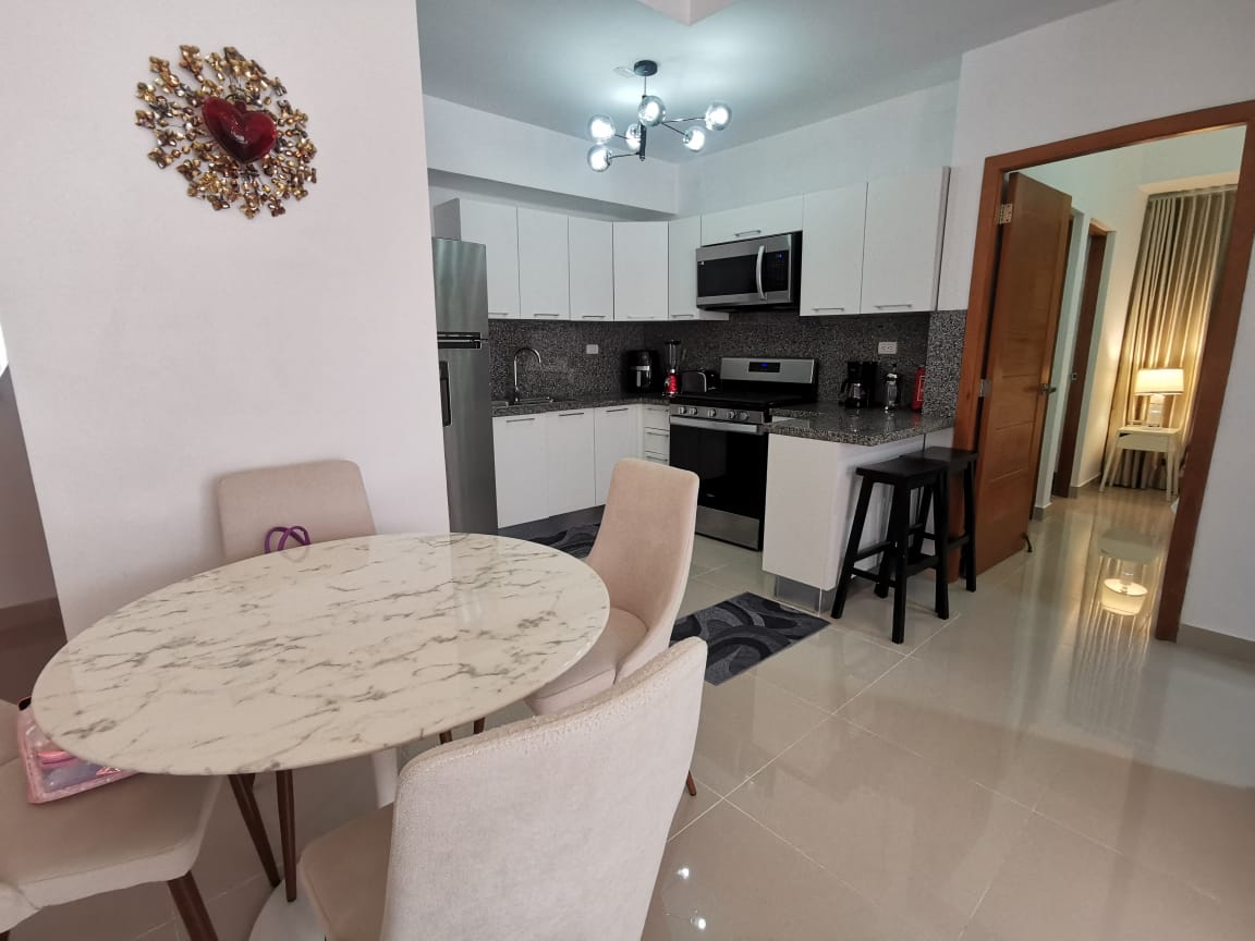 apartamentos - ALQUILO APARTAMENTO AMUEBLADO EVARISTO 6