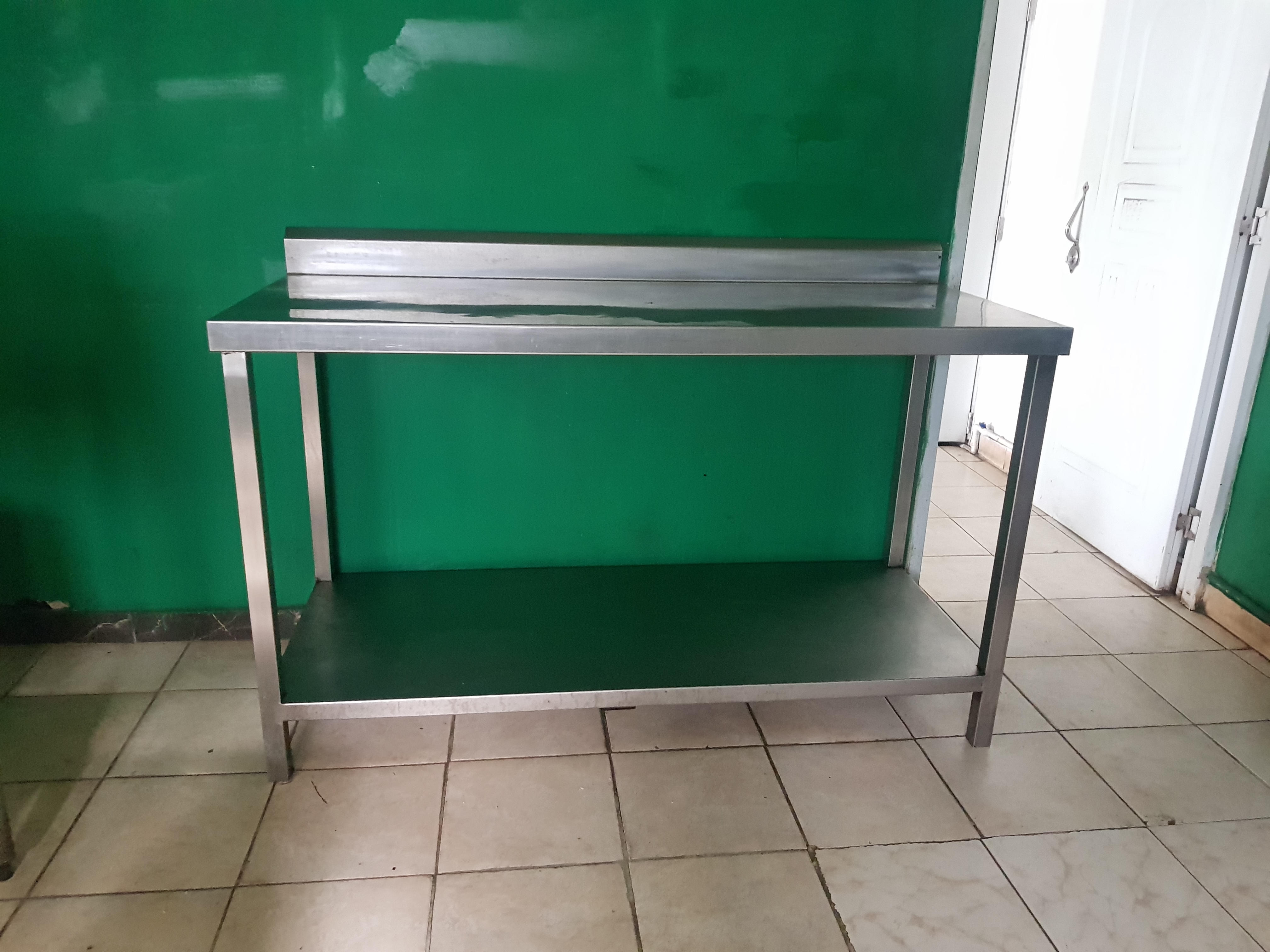 equipos profesionales - Mesa de trabajo de 6 pie de ancho 0