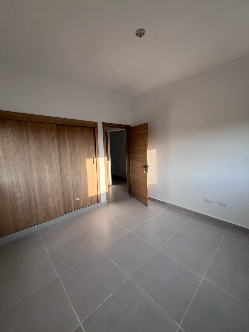 apartamentos - Apartamento Nuevo a Estrenar en Alquiler – Vacío
ZONA UNIVERSITARIA
USD1 ,200.00 9