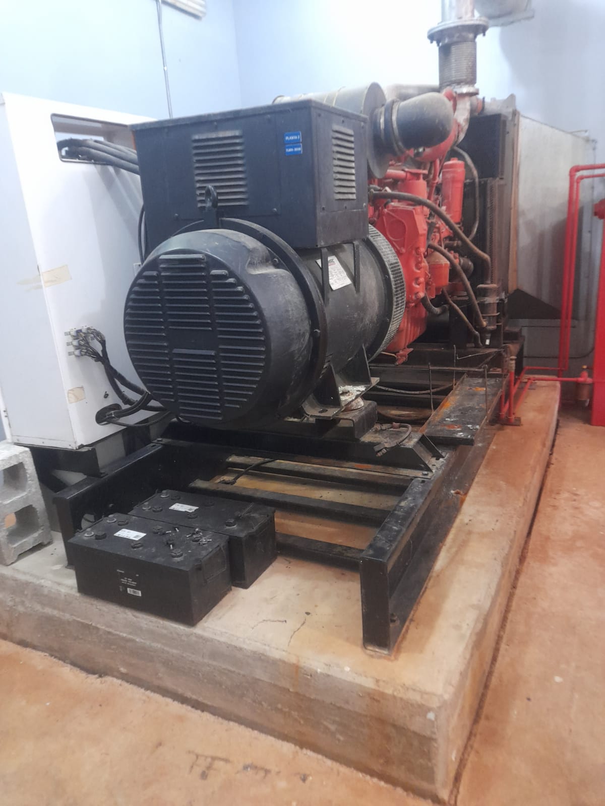 equipos profesionales - VENDO PLANTA ELECTRICA 360KVA ABIERTA POCAS HORAS 1