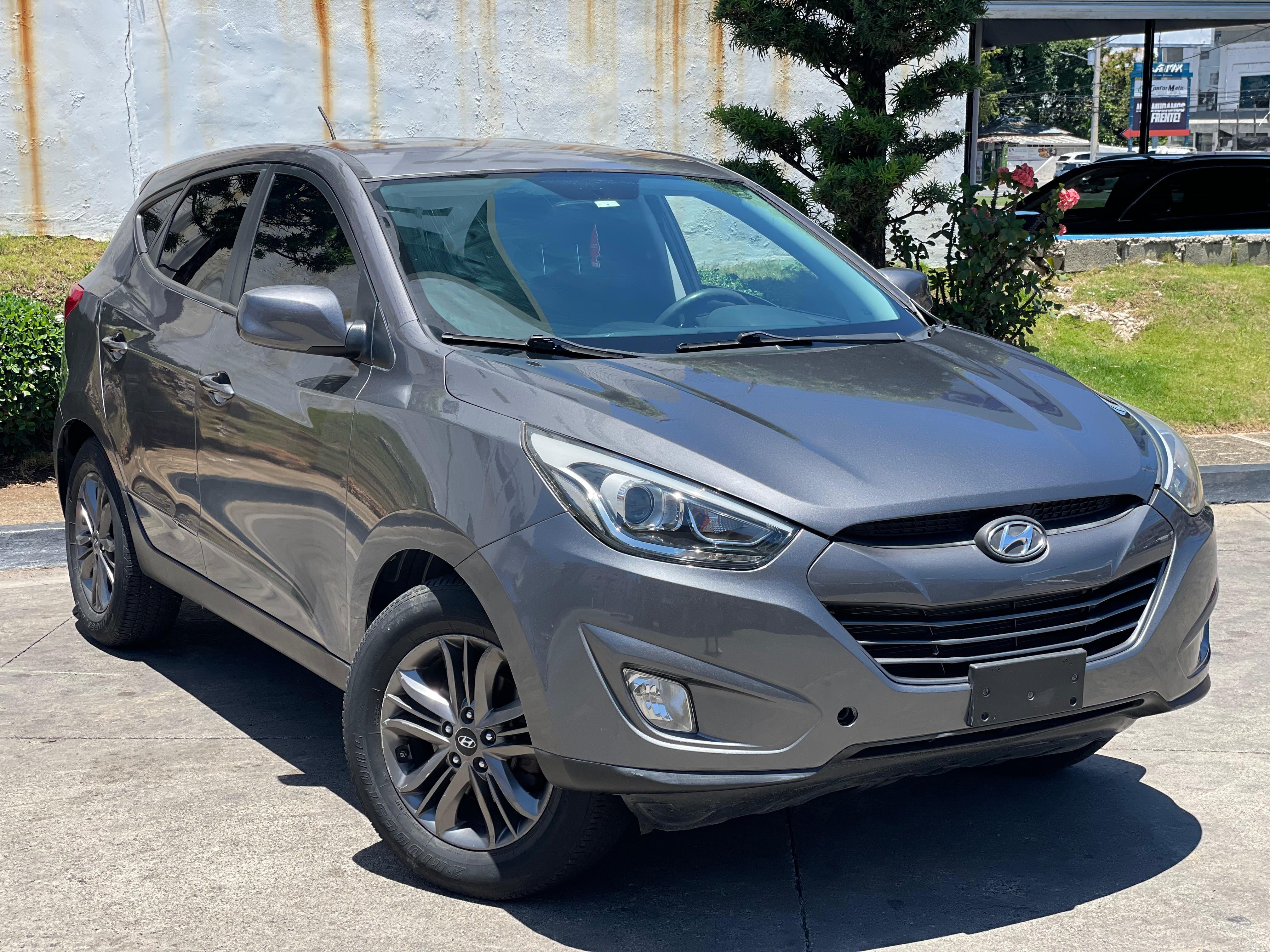 jeepetas y camionetas - HYUNDAI TUCSON 2014 UNICA DUEÑA EXCELENTES NUEVA 0