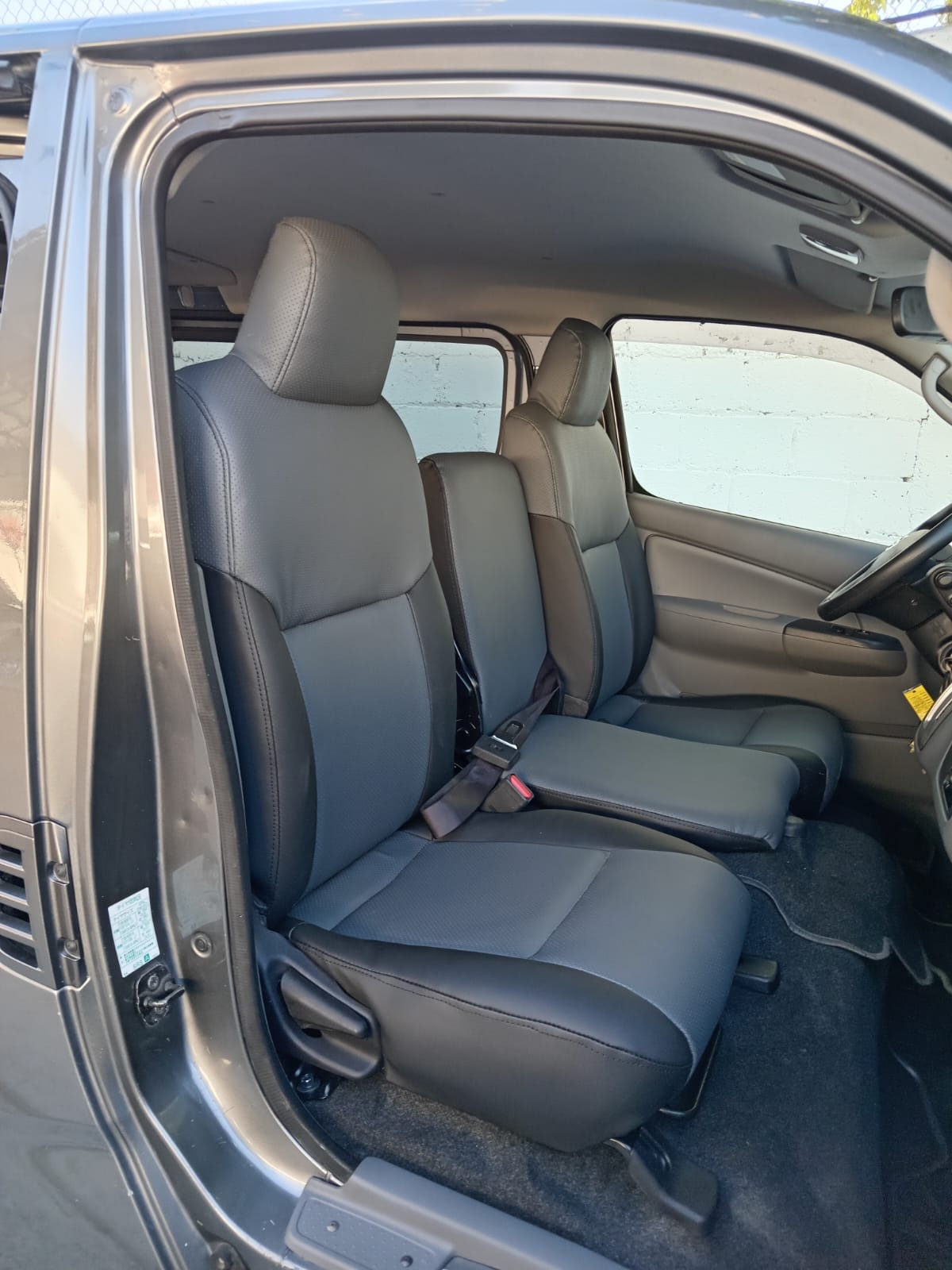 otros vehiculos - NISSAN CARAVAN NV350 6