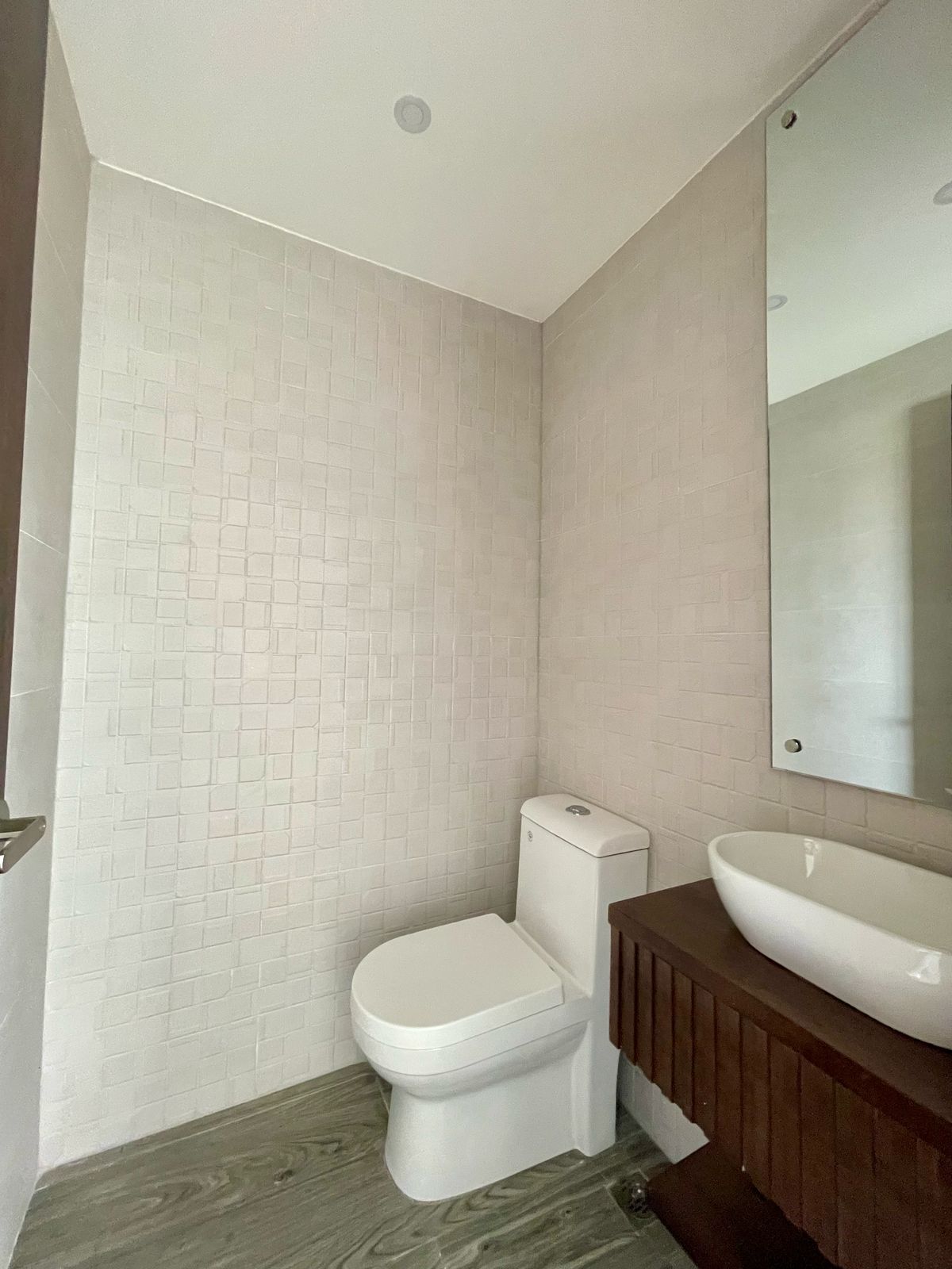 apartamentos - APARTAMENTO EN VENTA EN LA ESMERALDA, SANTIAGO. 1