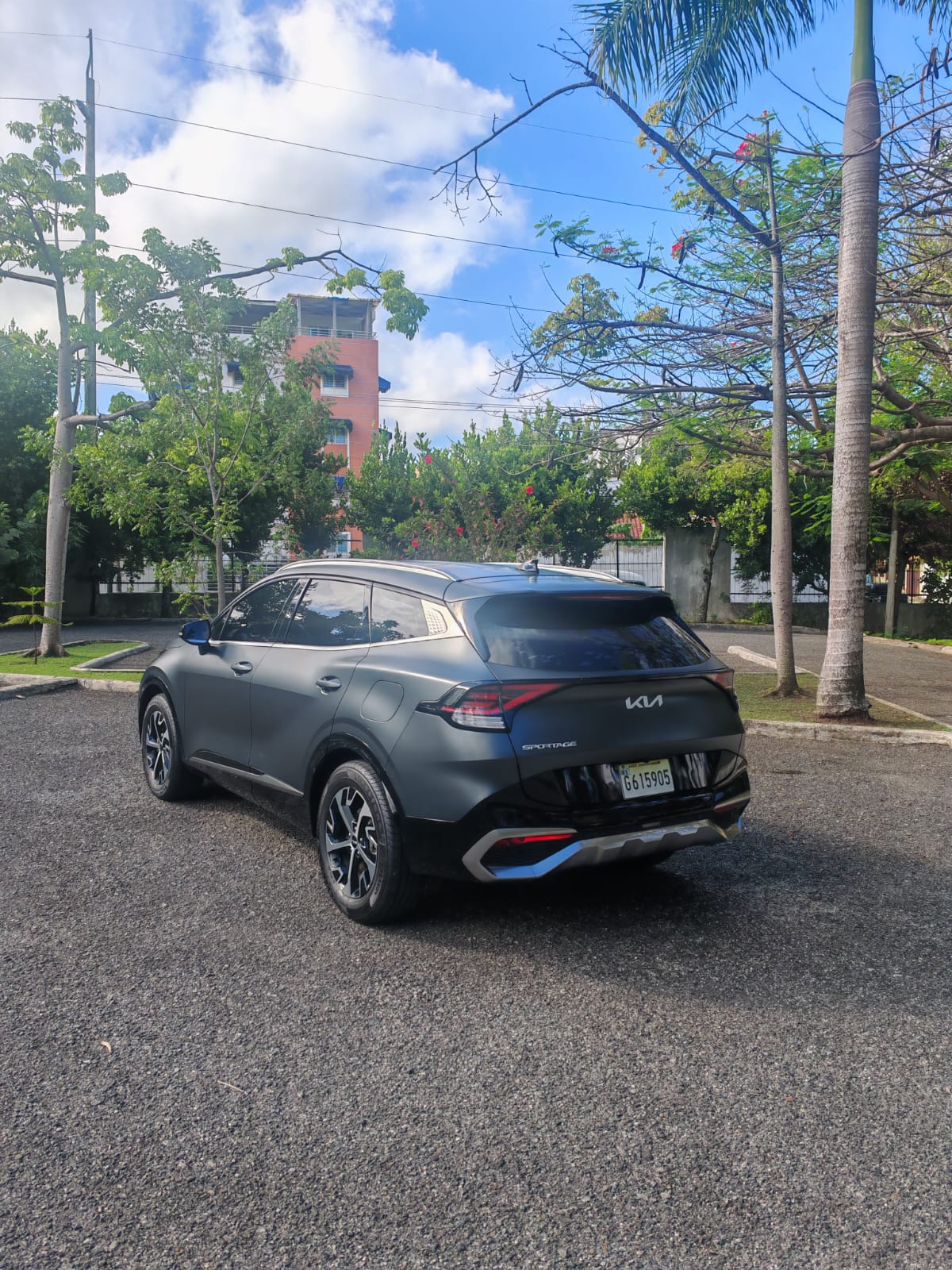 jeepetas y camionetas - Kia Sportage LUXURY 2023 unico dueño Grupo Viamar 0