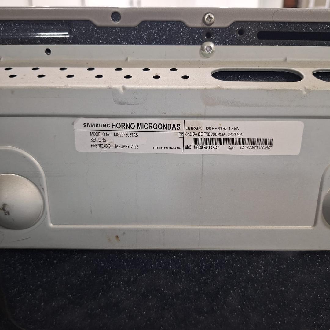 electrodomesticos - Microondas Con Asador Samsung 1.0 P.C. MG28F303TAS 3