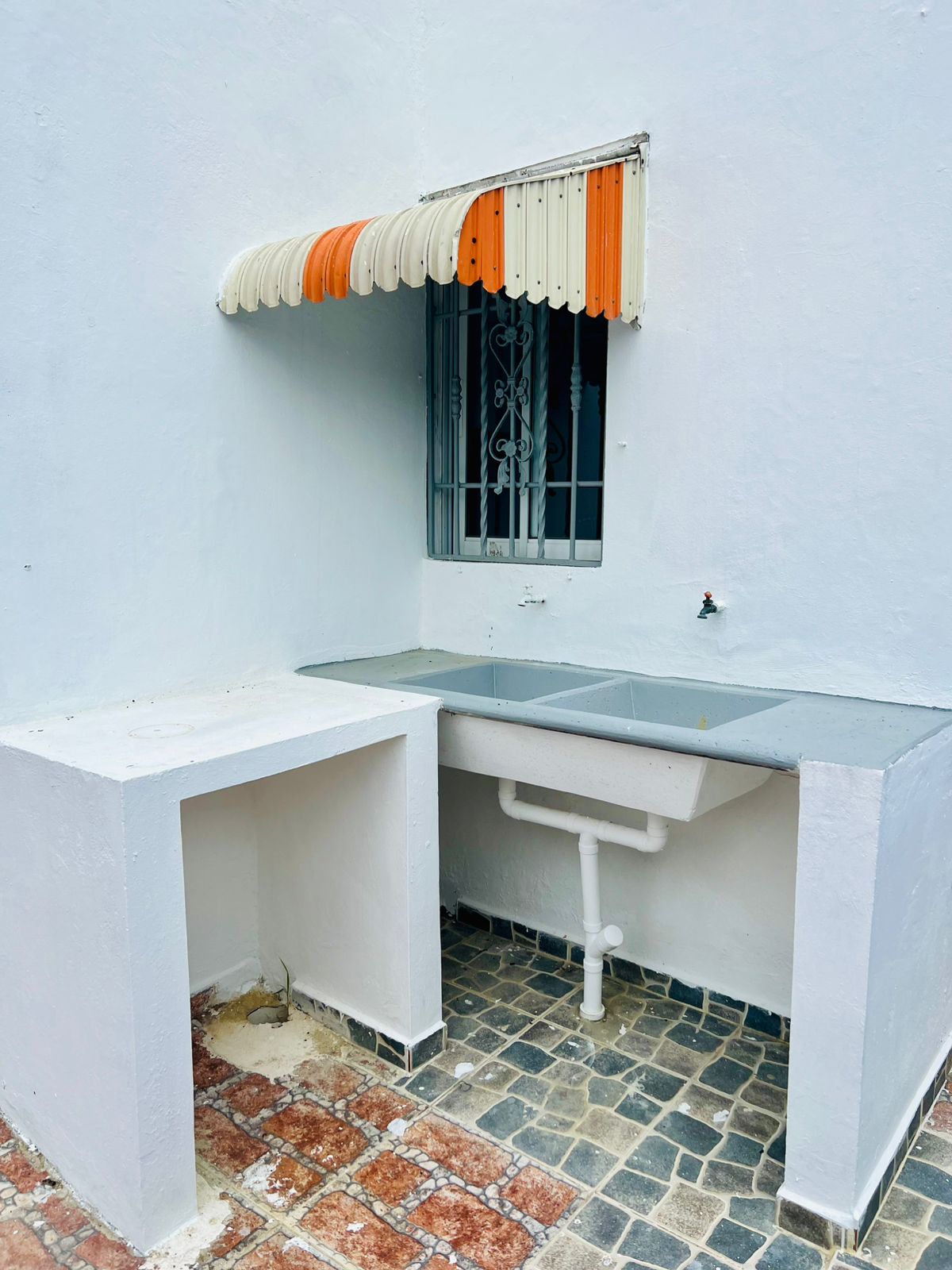 casas - CASA EN VENTA EN LA CHARLES DE GAULLE CON MELLA 5