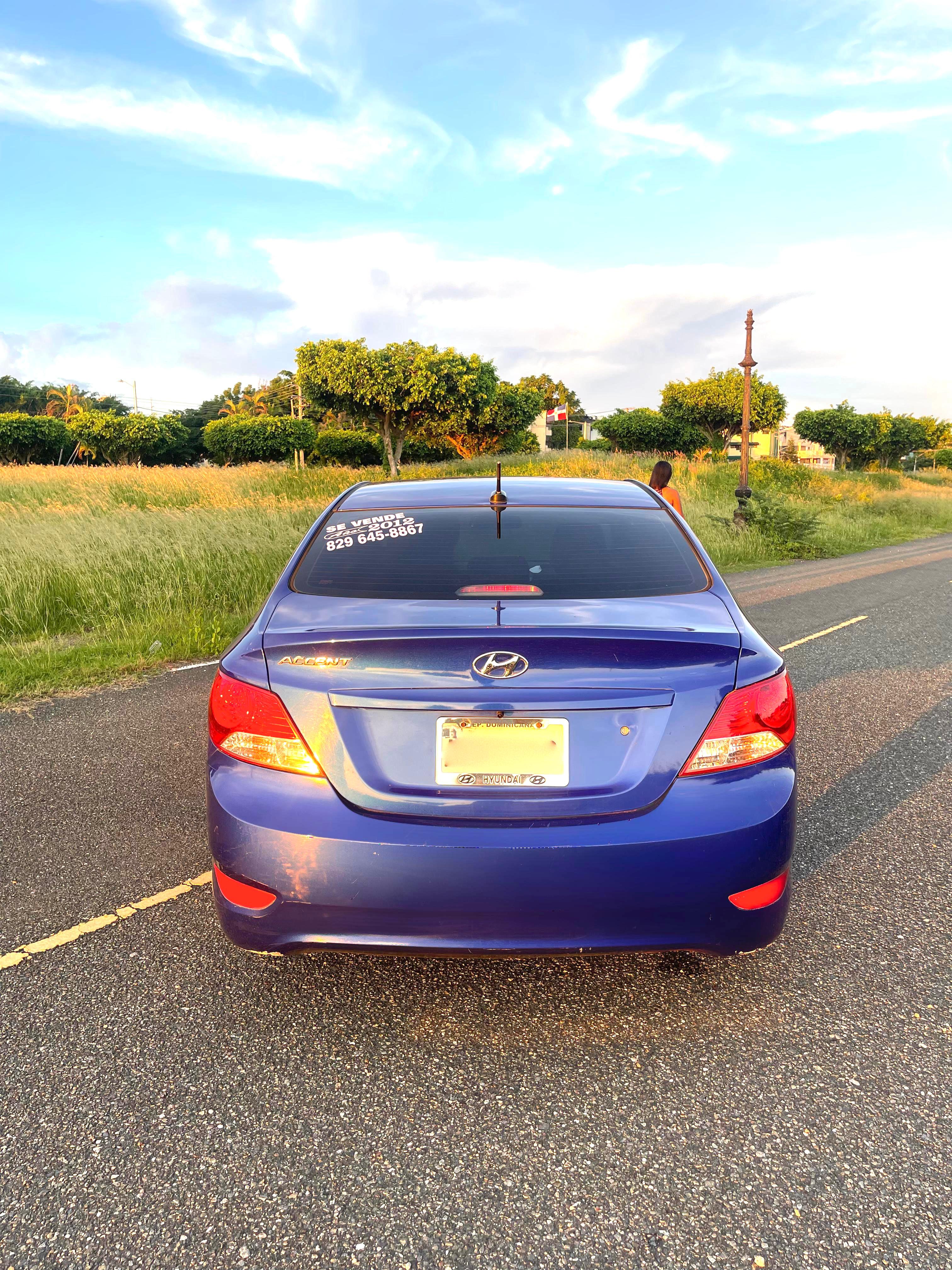 carros - El Hyundai Accent 2012 1