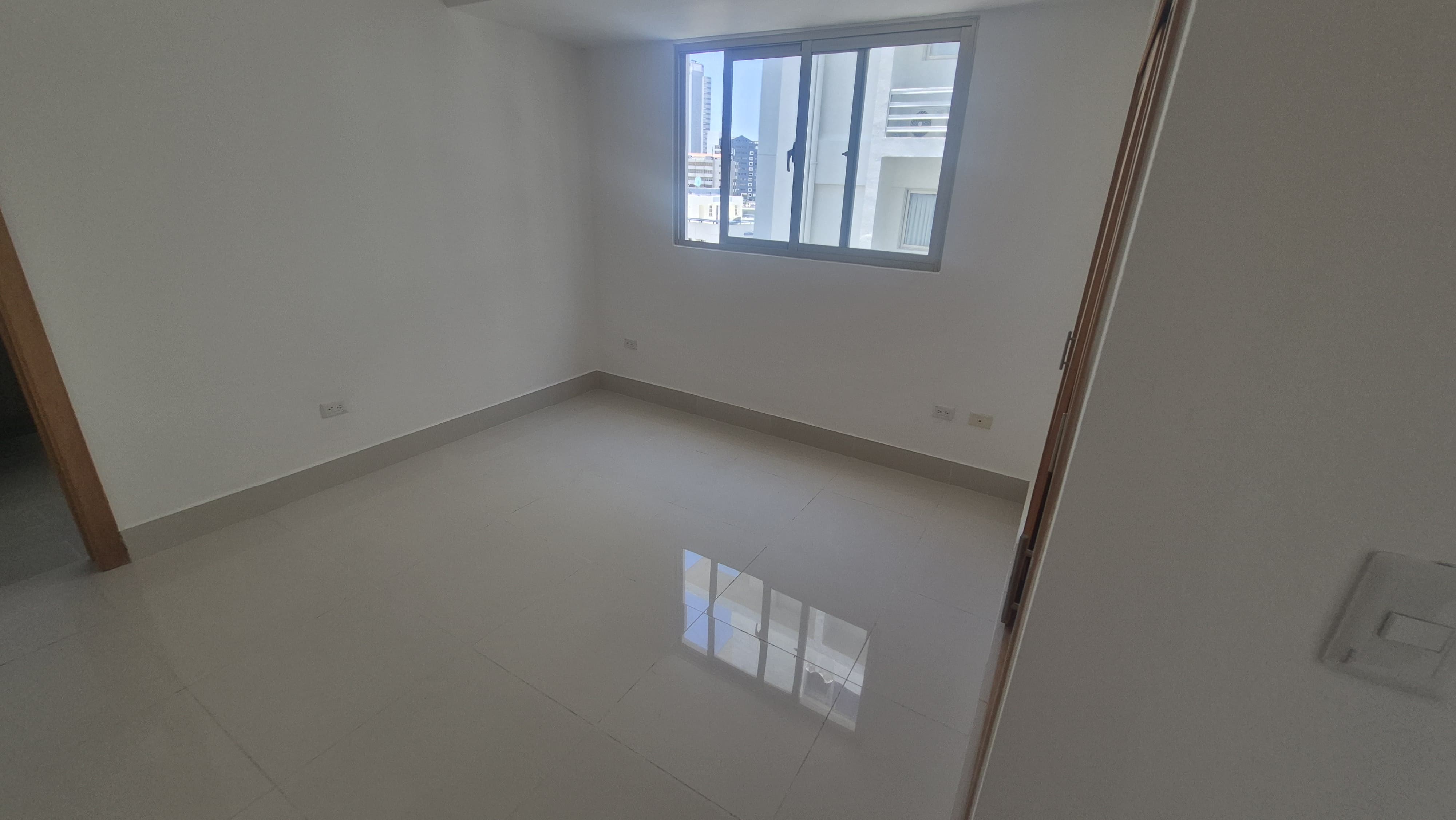 apartamentos - Apartamento 3 habitaciones, 3 parqueos Ens. Naco 1