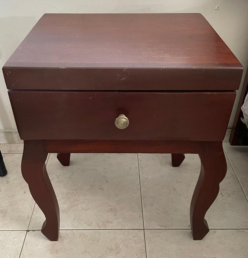 muebles y colchones - Mesa de noche 