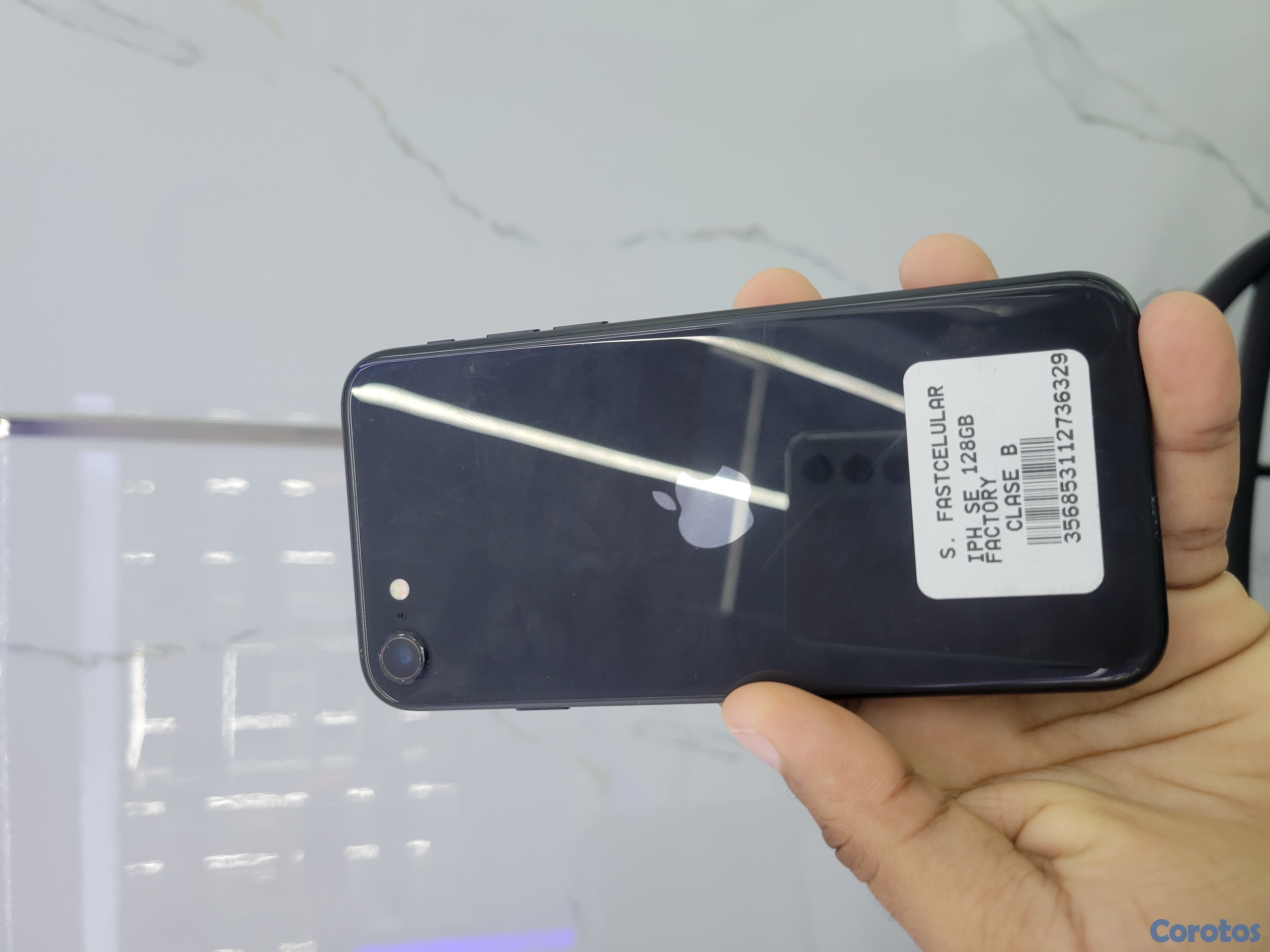 celulares y tabletas - iPhone SE de 128gb  1