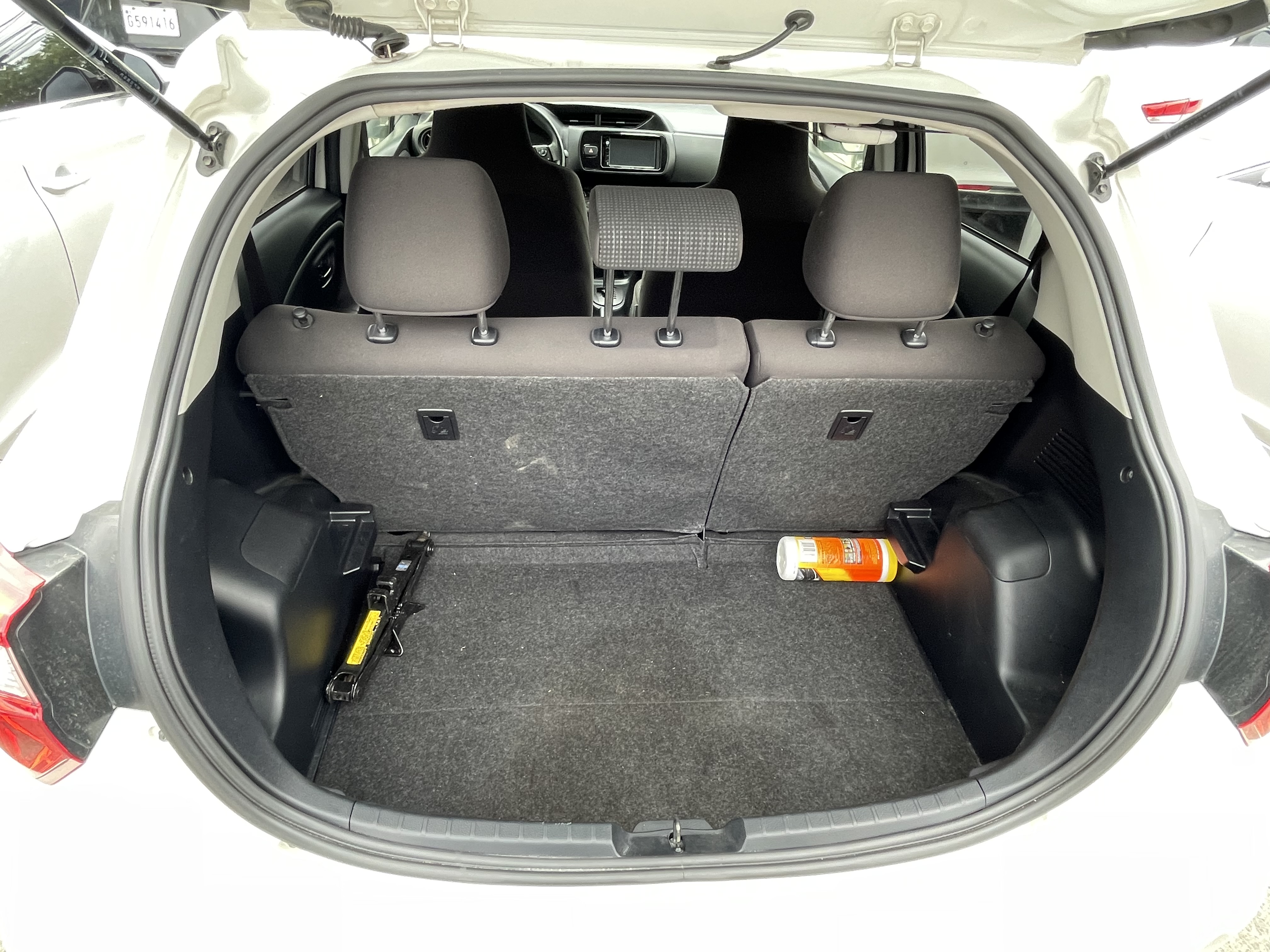 jeepetas y camionetas - Toyota VITZ FWD 2018 Nuevo 10d10  4