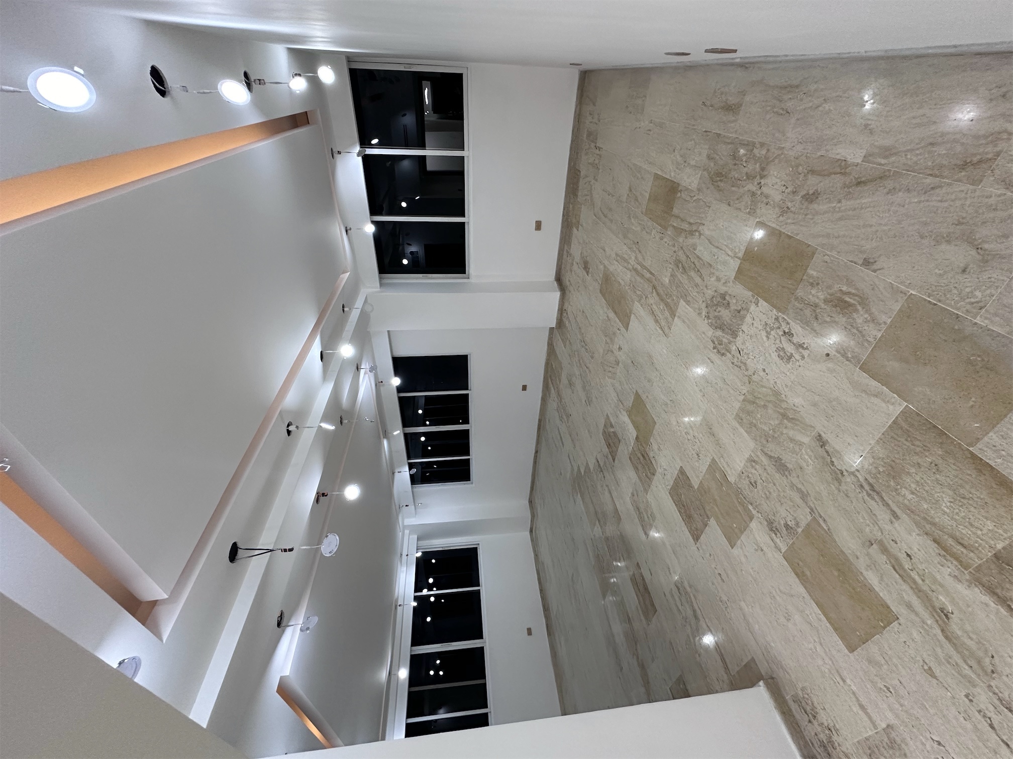 apartamentos - Alquilo amplio apartamento clásico en Bella Vista, Av. Sarasota  1