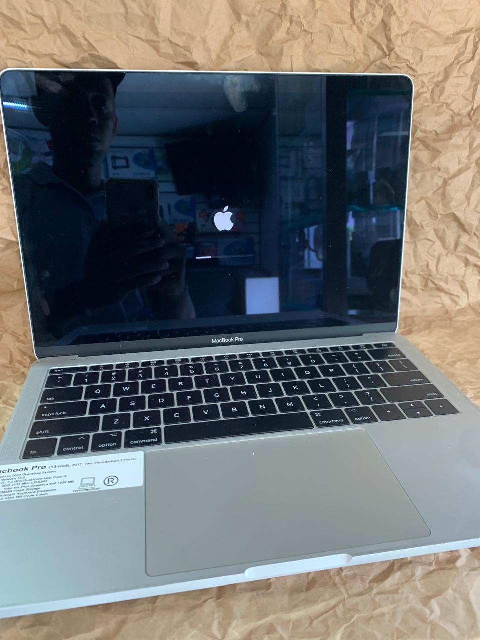 computadoras y laptops - 2 Macbook Pro 5