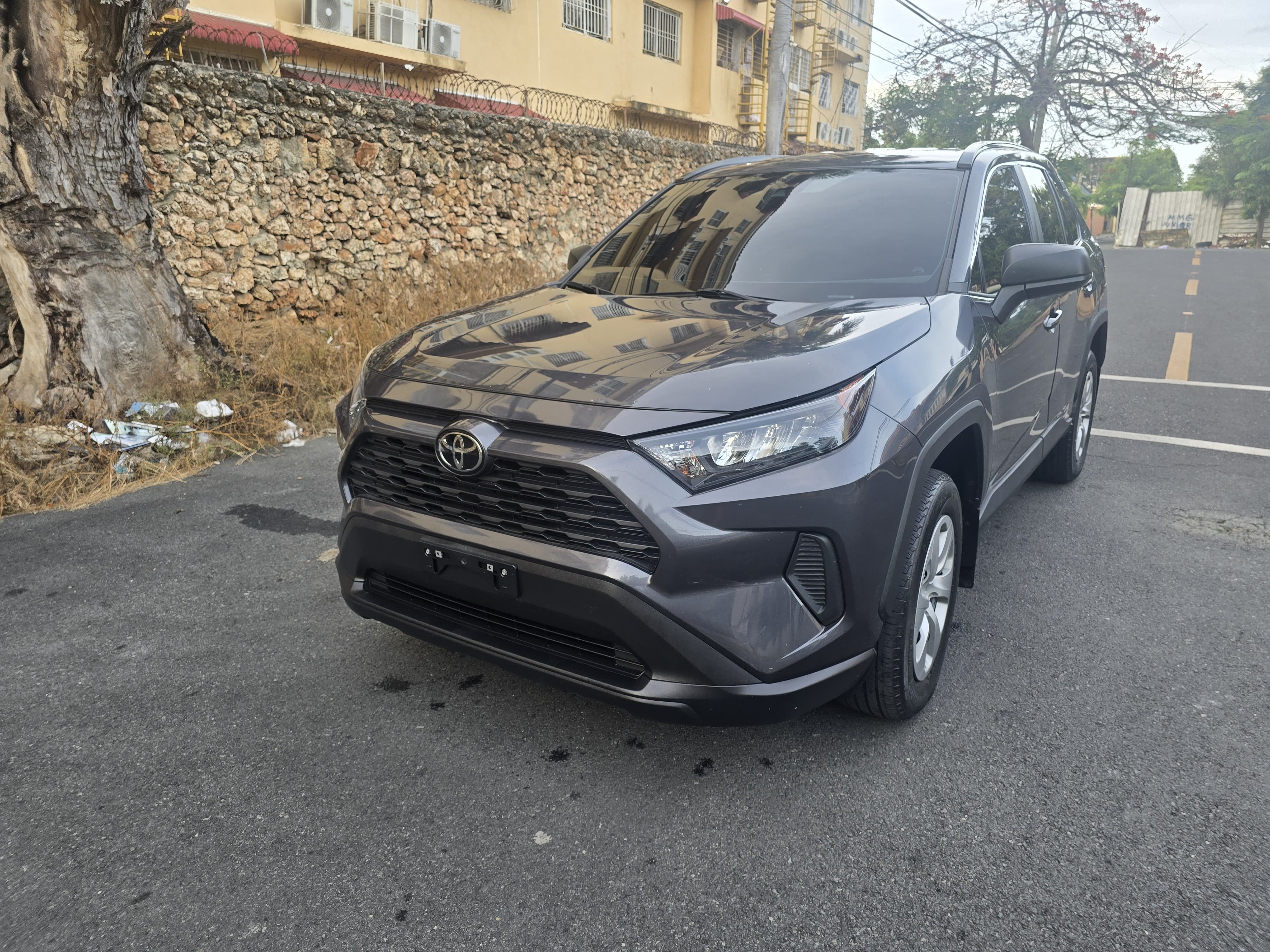 jeepetas y camionetas - Toyota rav4 le 2021