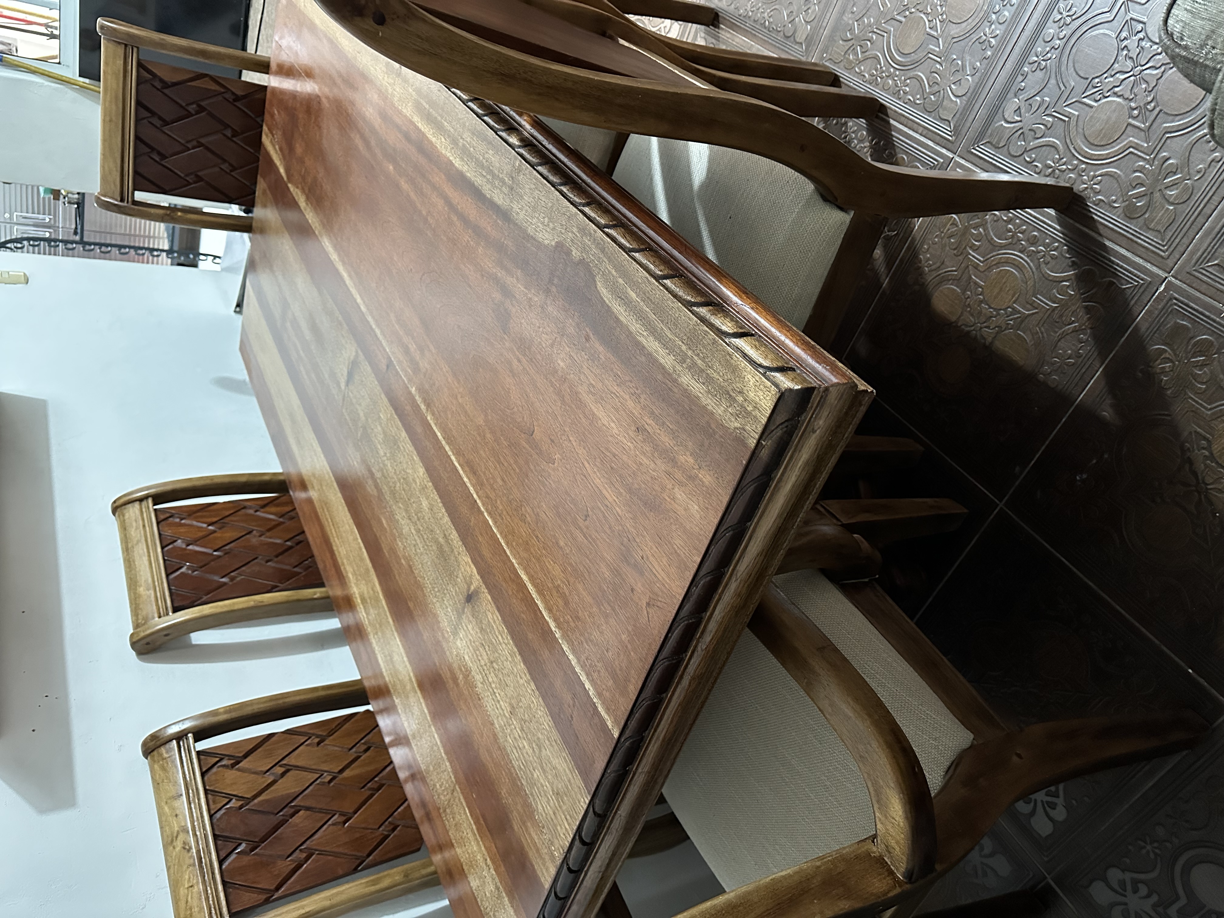 muebles y colchones - Comedor en caoba Regálale a mamá 50,0000  0
