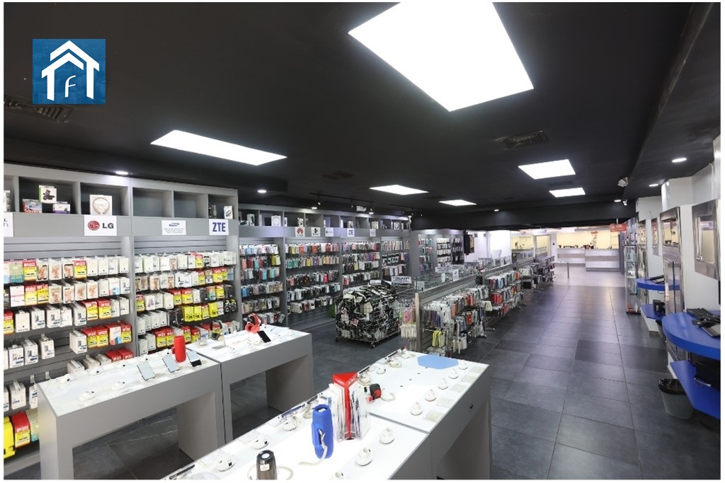 oficinas y locales comerciales - Edificio en la Av. Duarte Casi Esquina Mexico  1