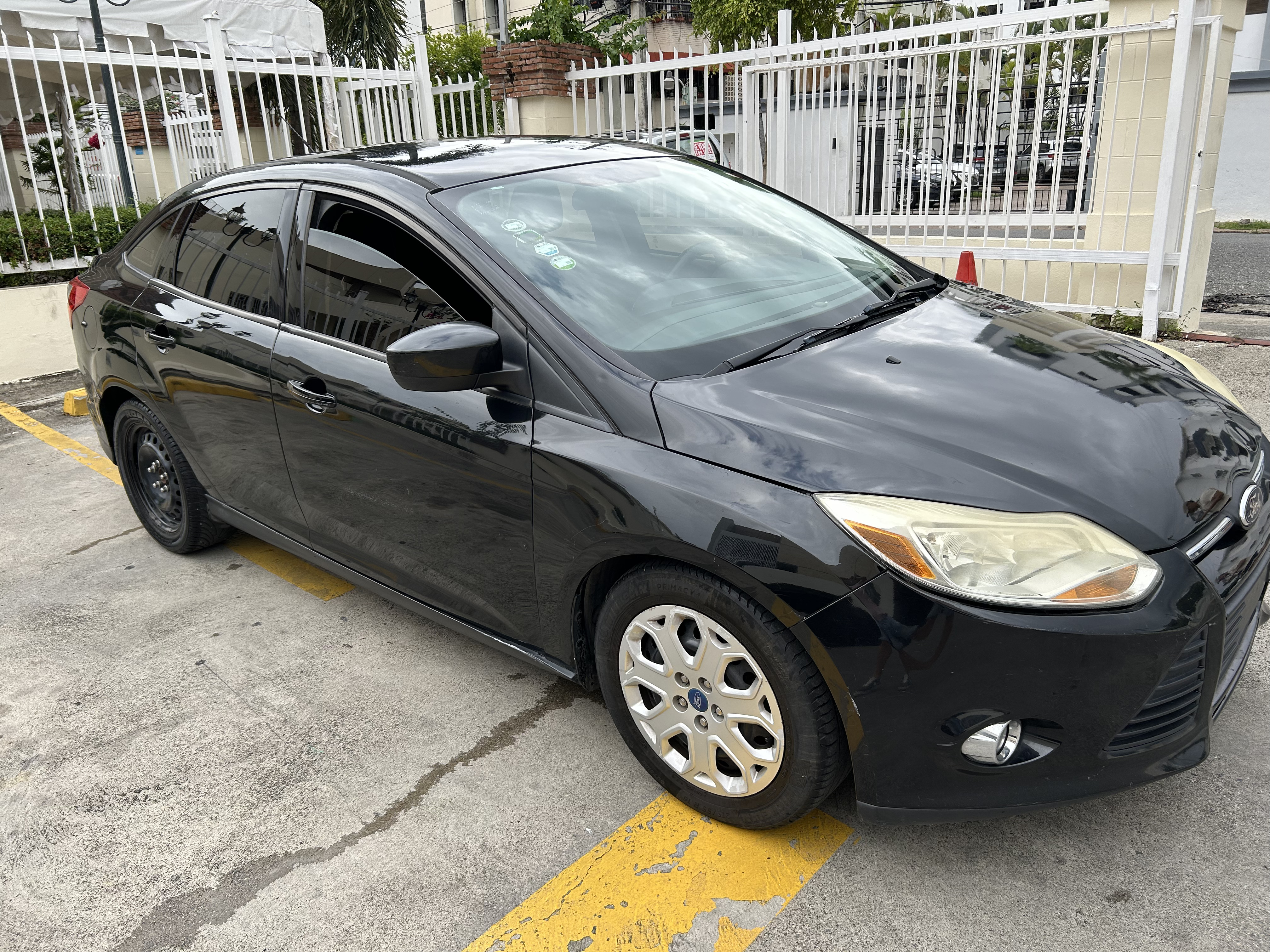 carros - Ford Focus 2012 SE 2.0L 4 Cilindros Negro 1
