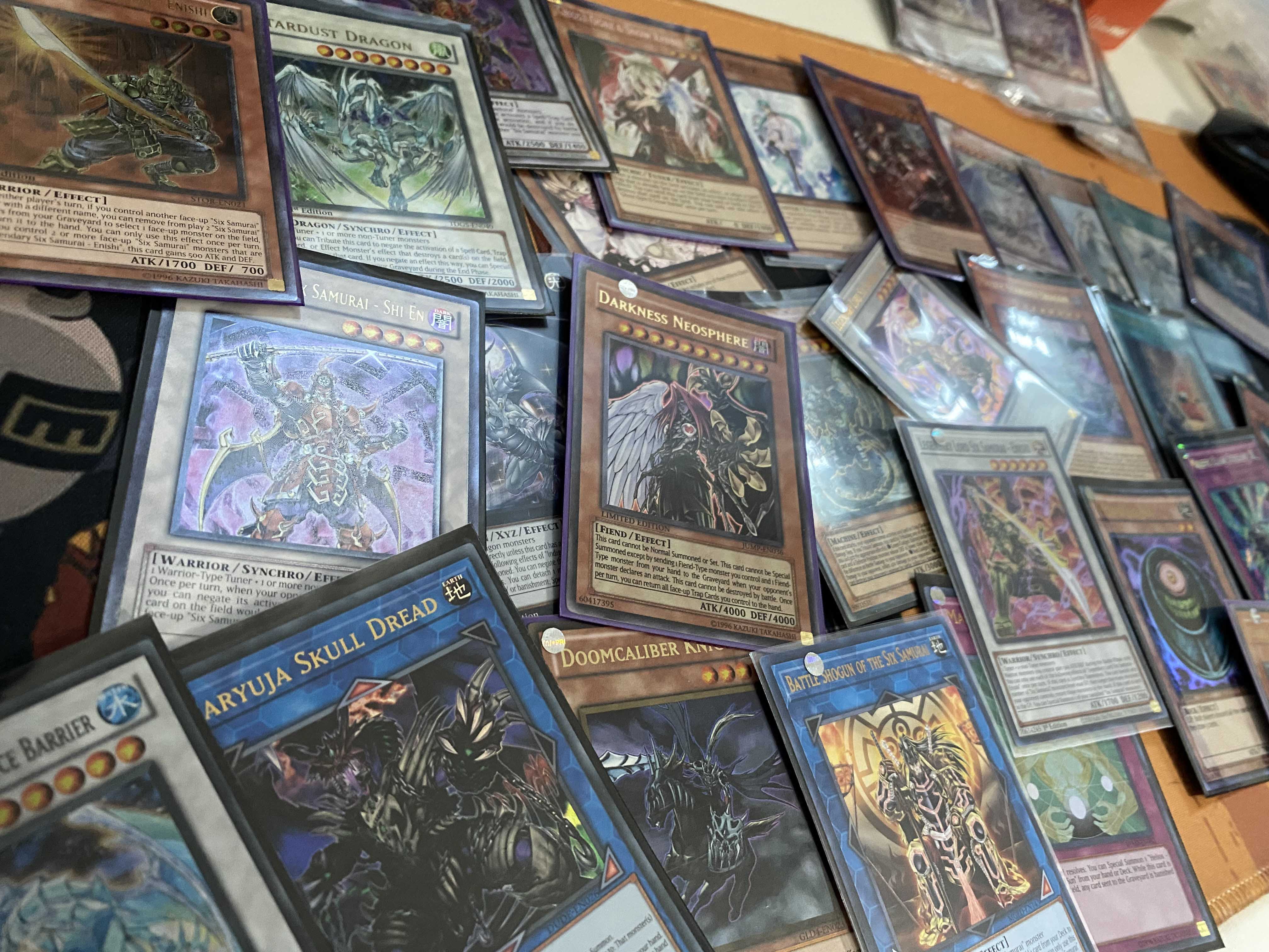 hobby y coleccion - Packs de Tarjetas Yugioh (50 Cartas) 3 Raras/ultras/secretas aseguradas 3