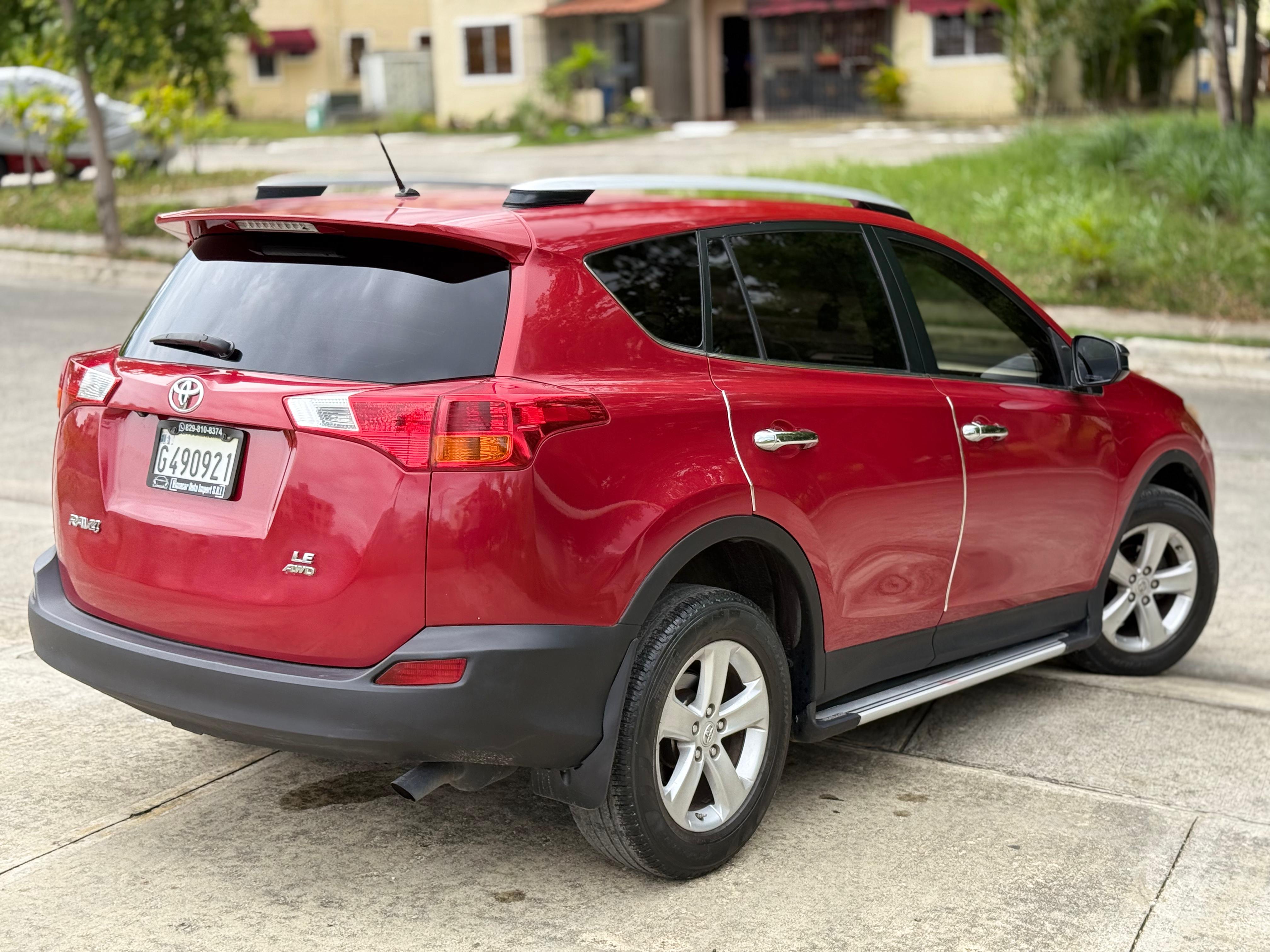 jeepetas y camionetas - Toyota rav4 2015 5