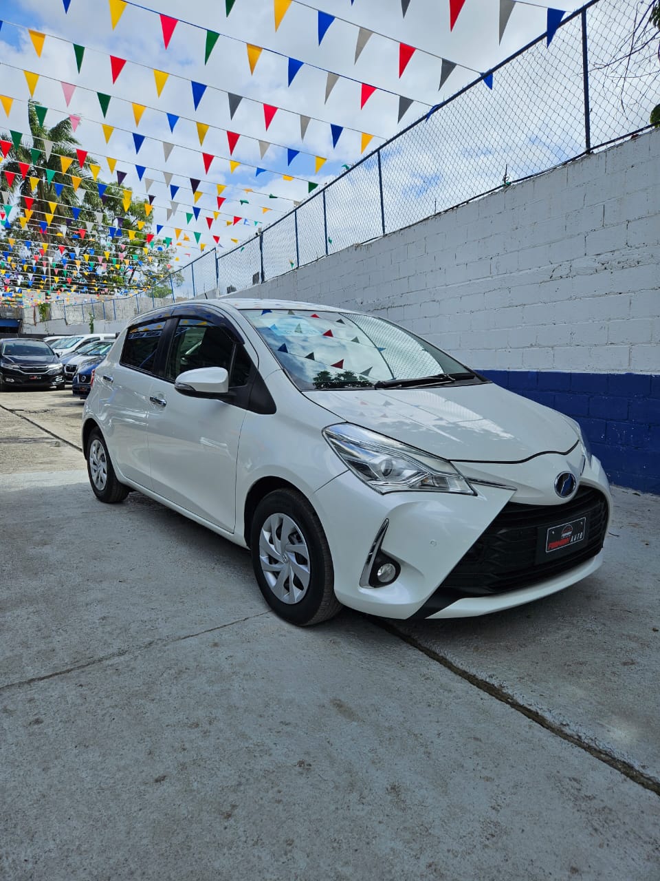 carros - TOYOTA VITZ 0