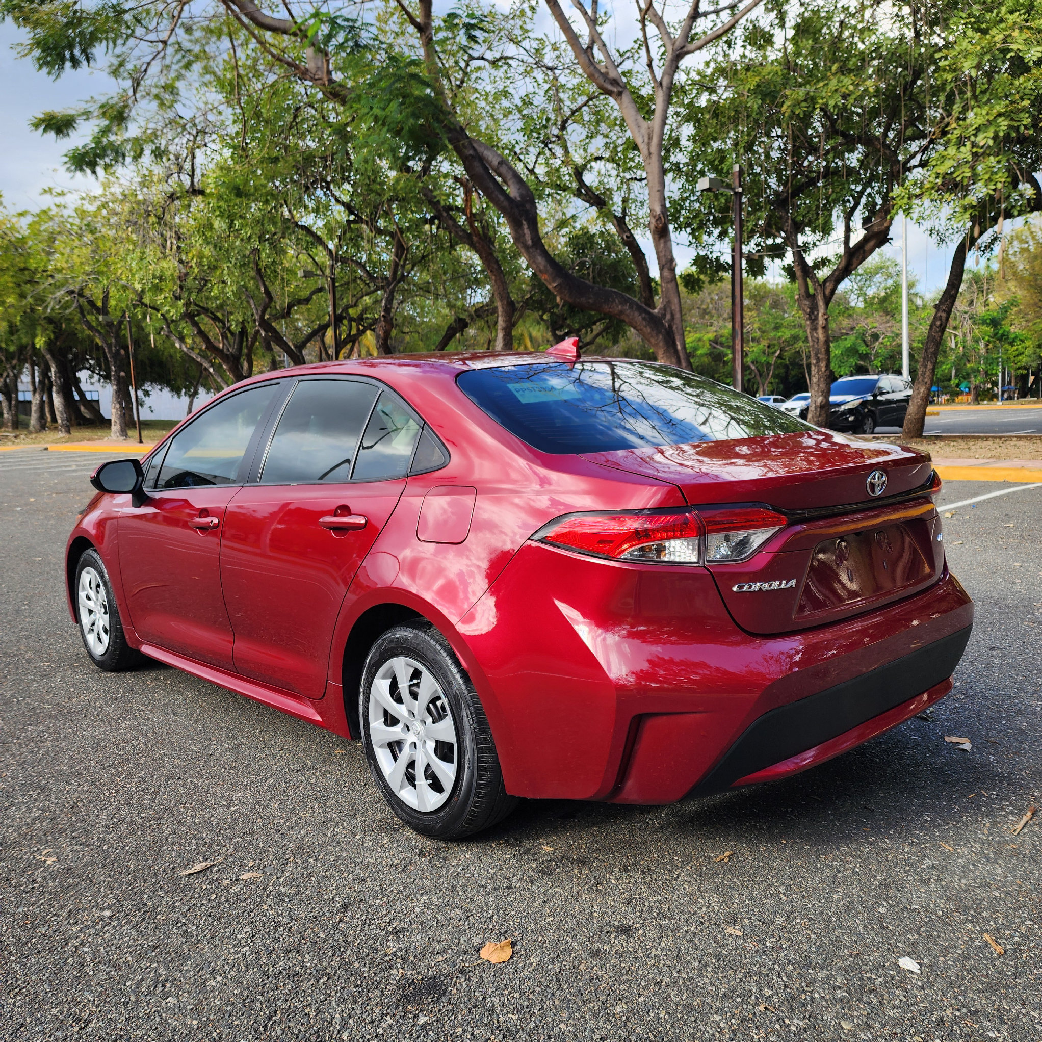 carros - Corolla Toyota 2022, Rec. Imp., 20 millas 3