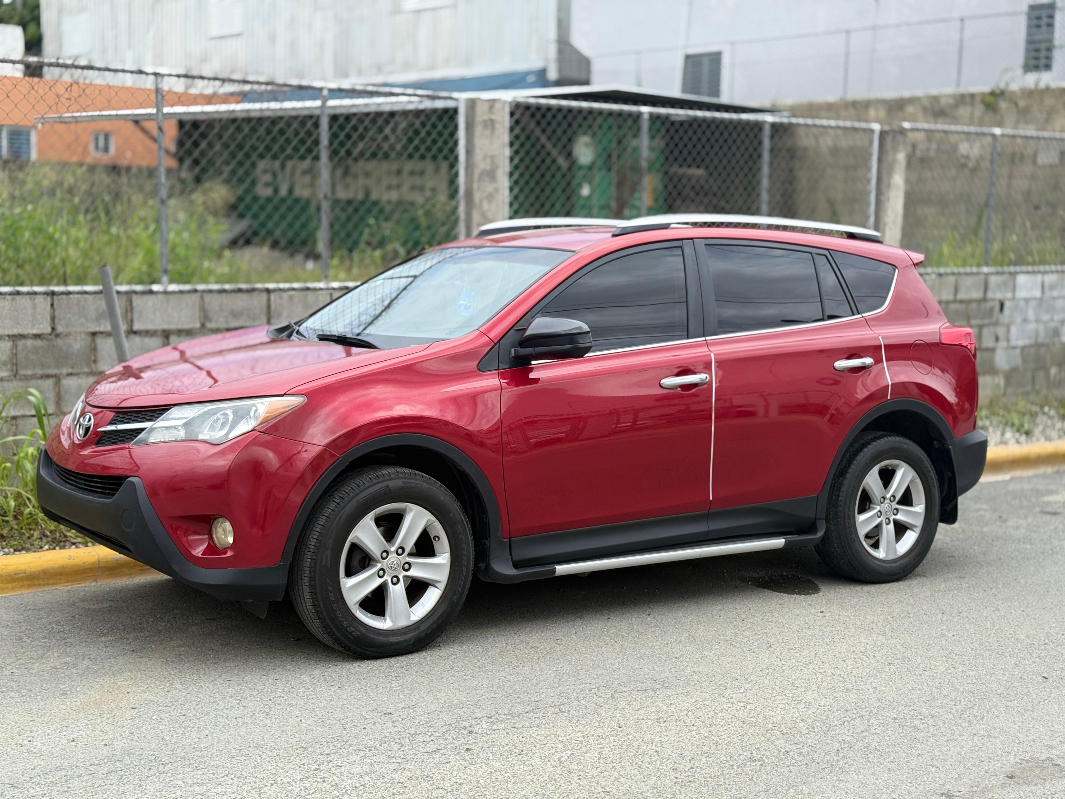 jeepetas y camionetas - Toyota rav4 2015 6