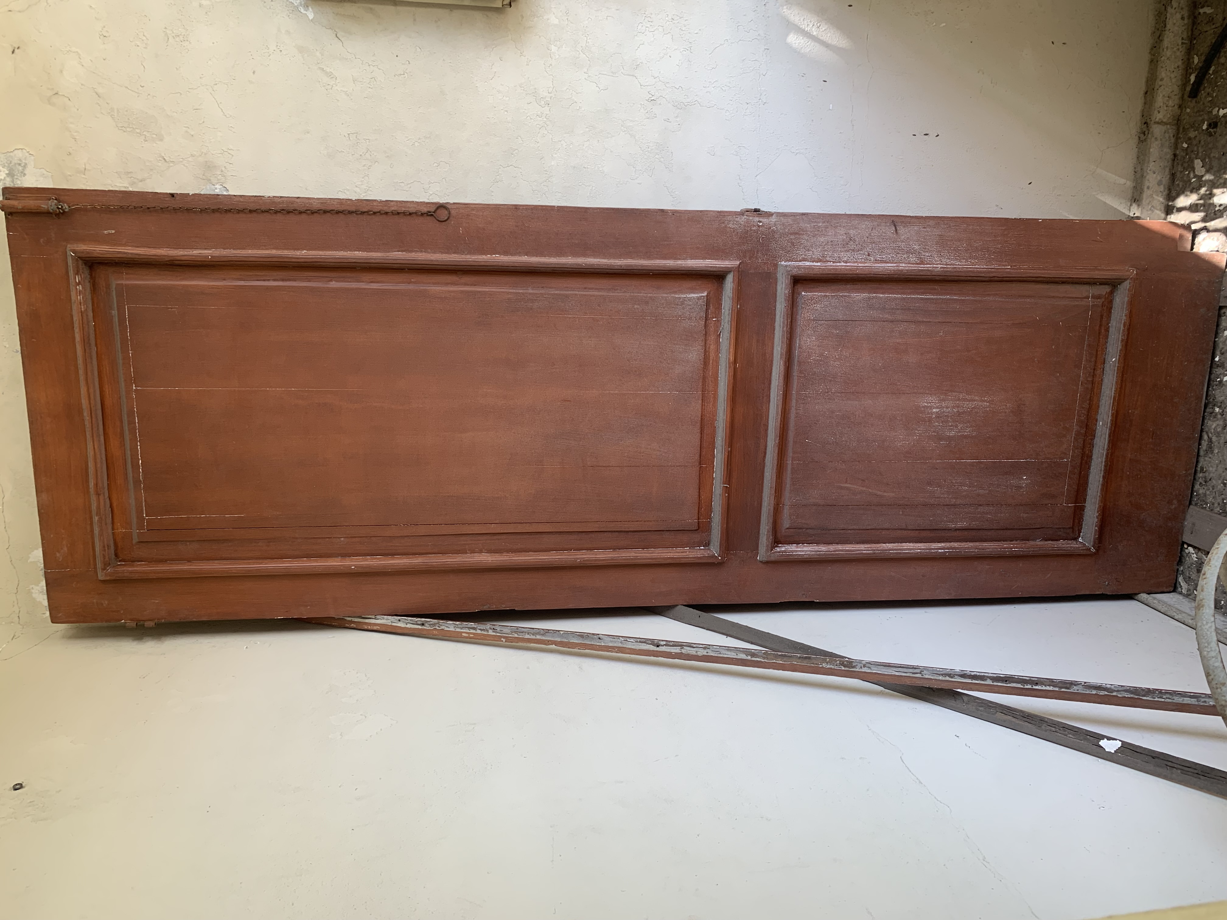 muebles y colchones - Puerta de madera marrón  0