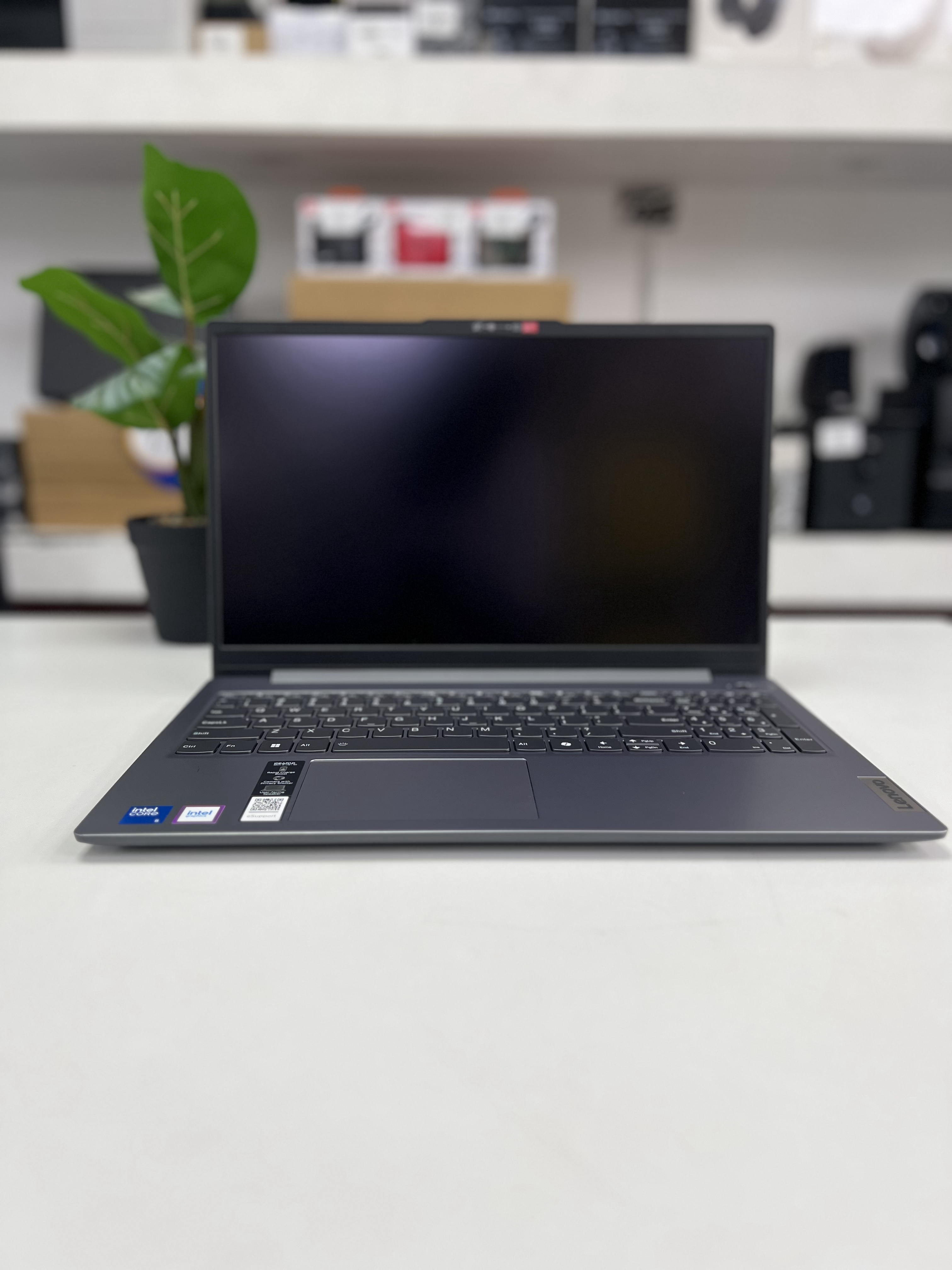 computadoras y laptops - LAPTOP LENOVO  1