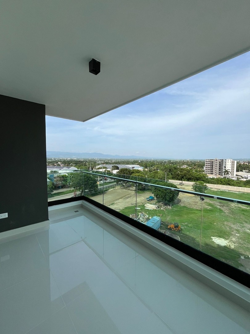 apartamentos - Apartamento 8vo Piso en Ave. Hispanoamericana  0