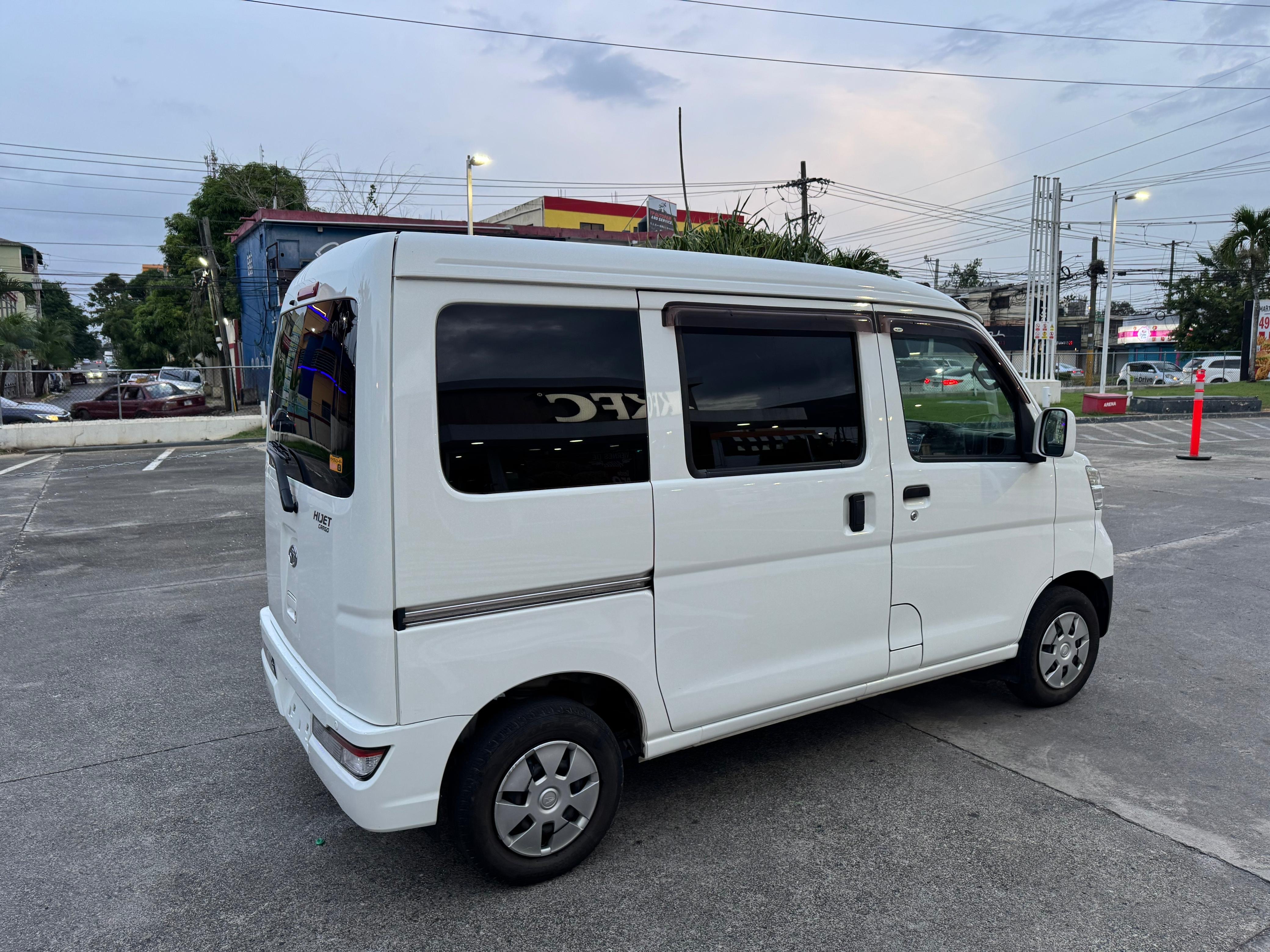 jeepetas y camionetas - Daihatsu Hijet 2019 full 2