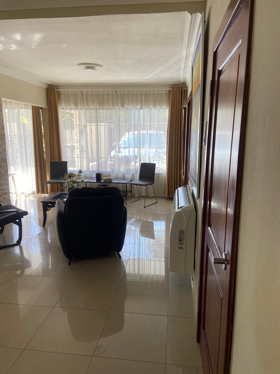 casas - Amplia Casa en Alquiler en zona del MILLOM 