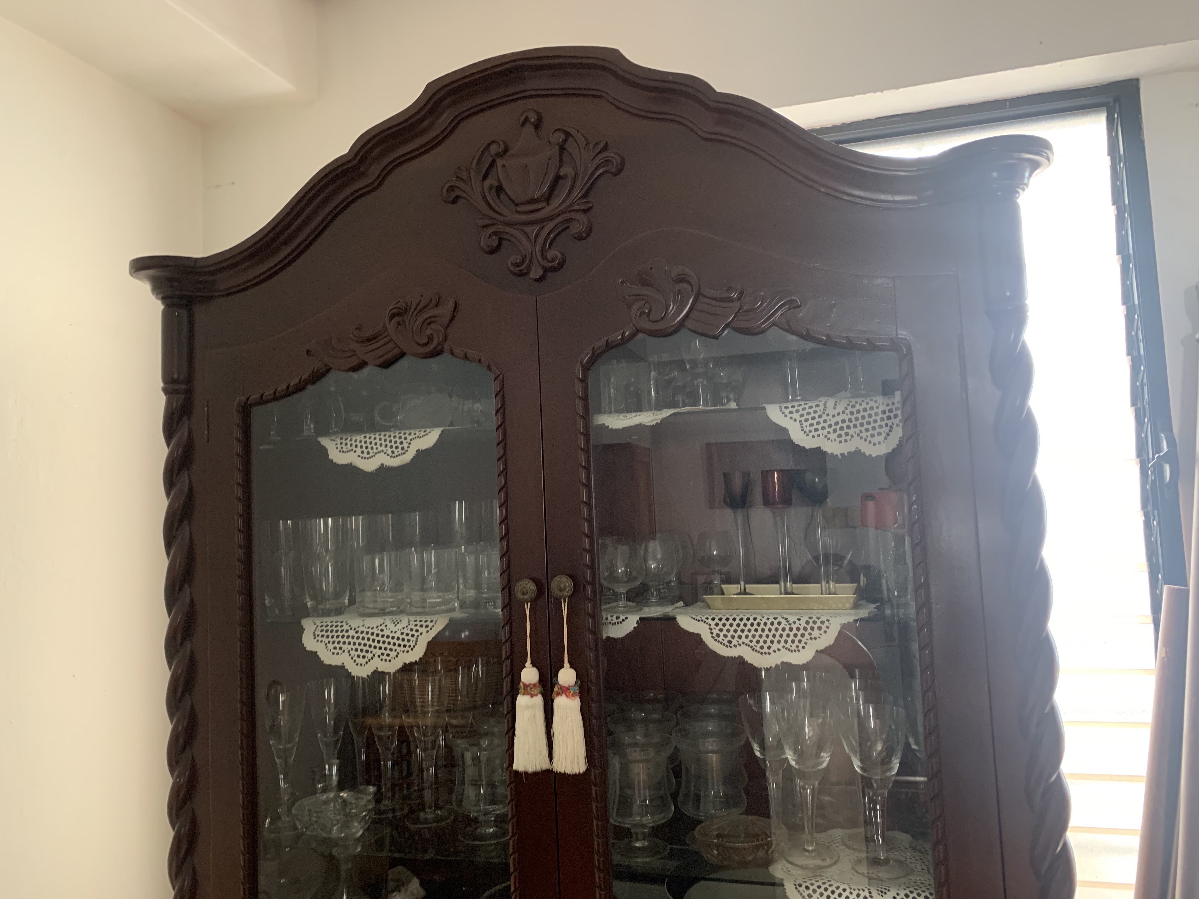muebles y colchones - Vitrina 4