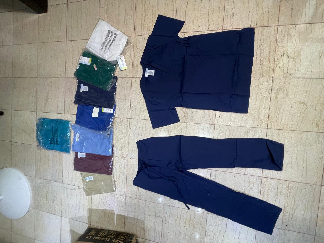 ropa para mujer - Uniformes médicos 