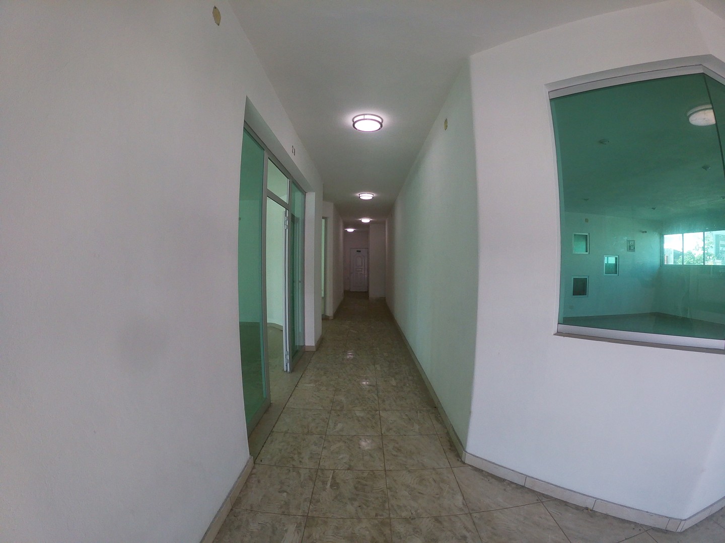 oficinas y locales comerciales - Alquilo local 326 mts 2do piso en el vergel próximo al canal 11 8