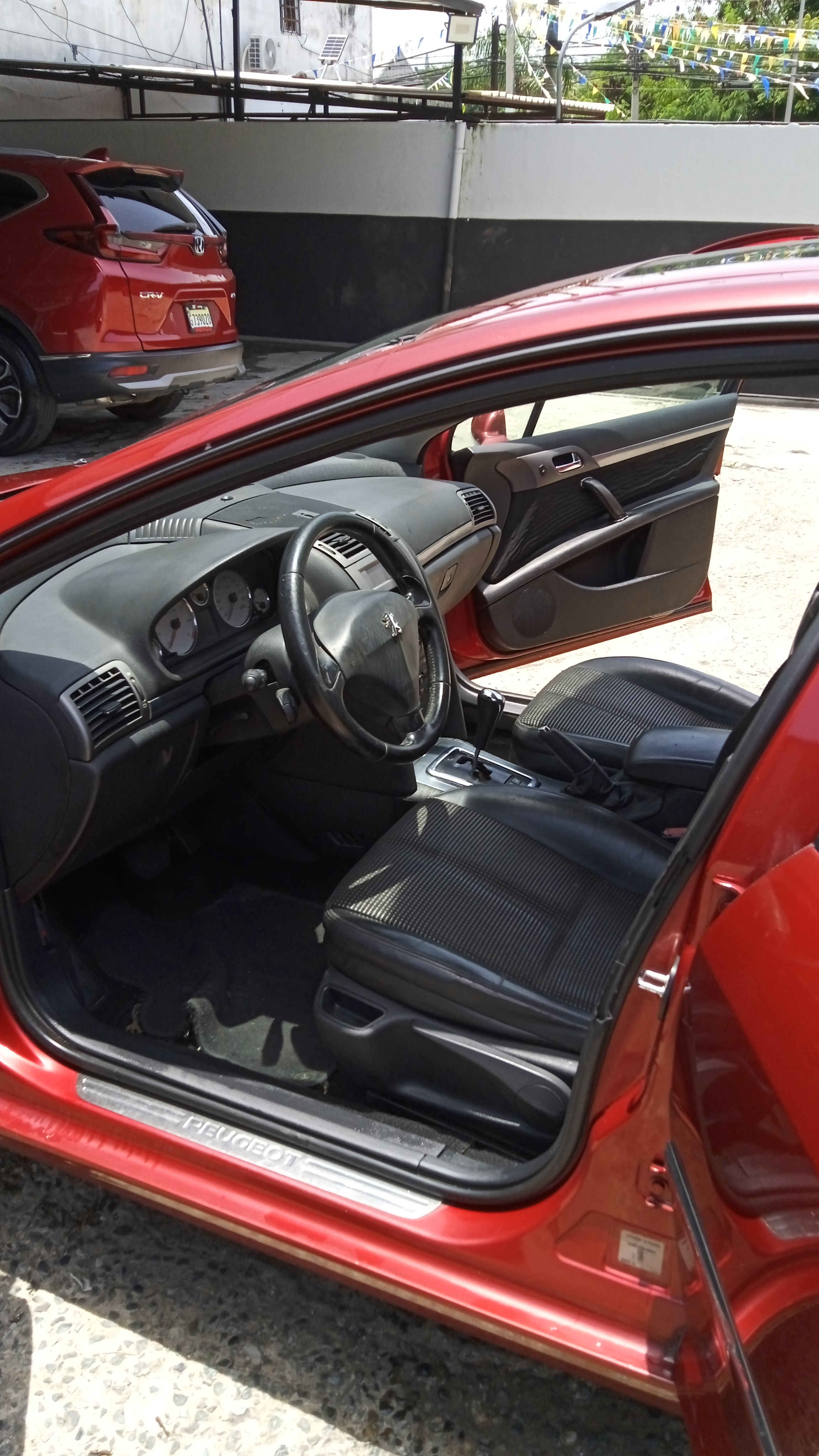 carros - se vende carro Peugeot 407 2