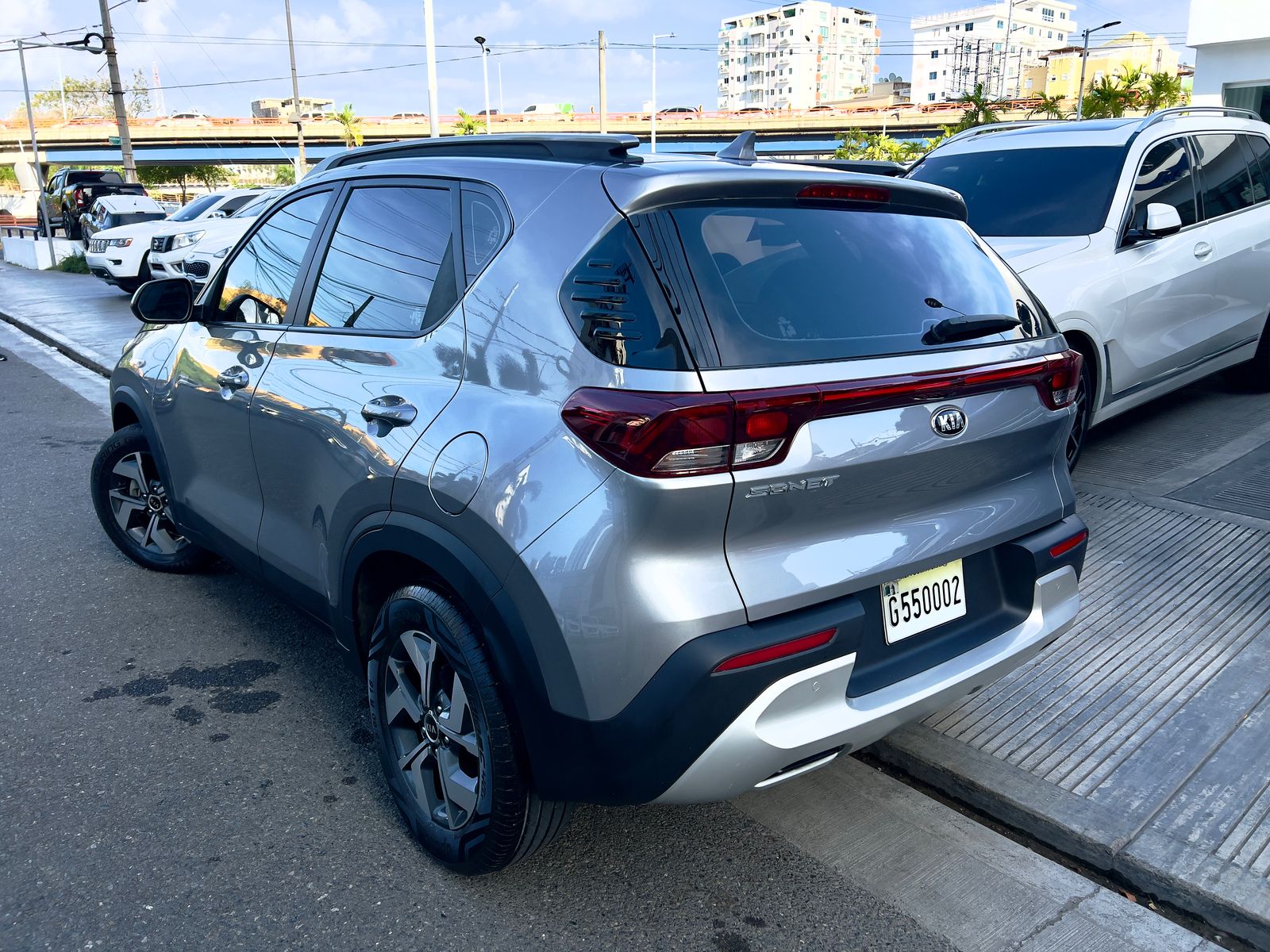 jeepetas y camionetas - KIA SONET 2022 3