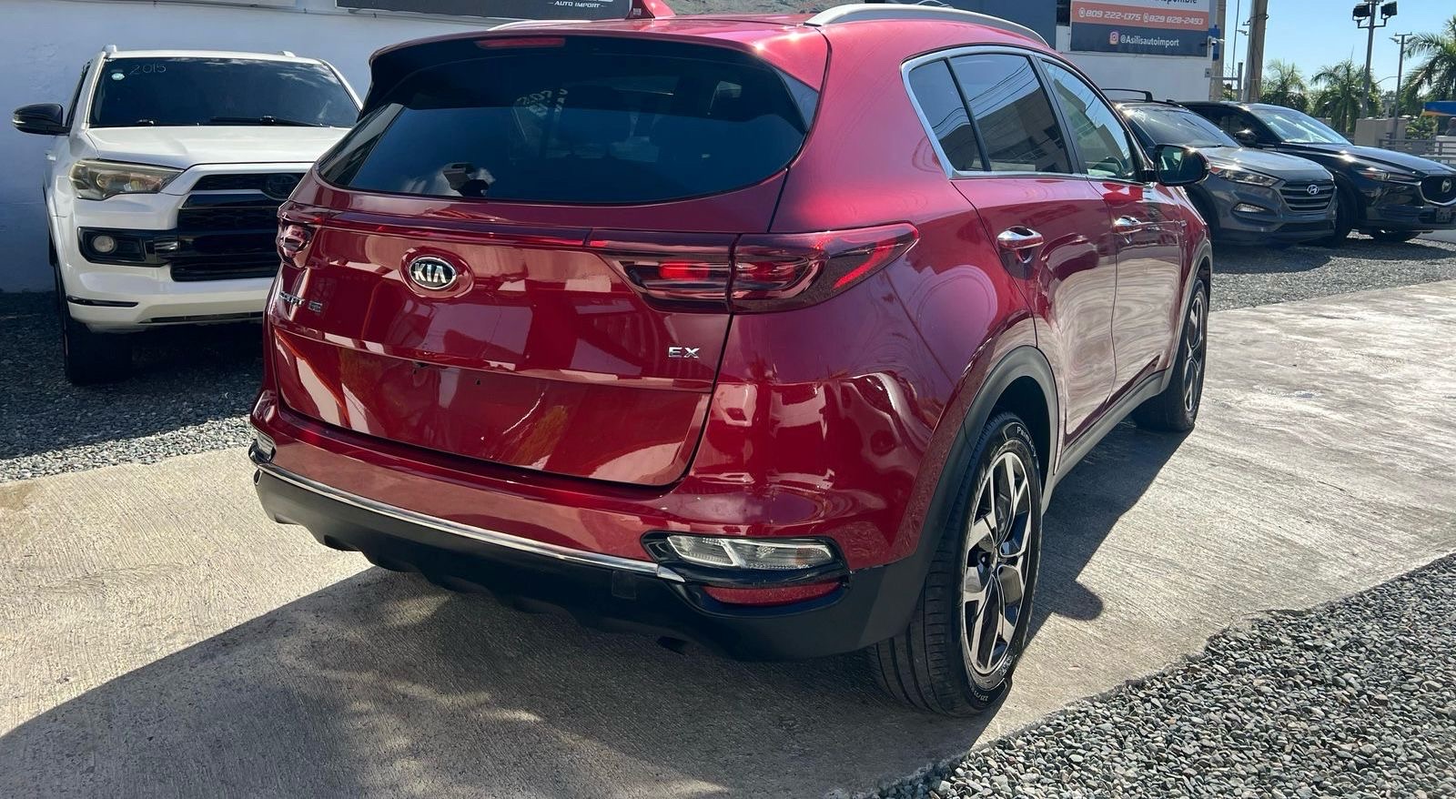 jeepetas y camionetas - KIA SPORTAGE EX AWD 2020 ROJO – ELEGANCIA, POTENCIA Y TECNOLOGÍA EN UNA SUV 🔥🚗 1