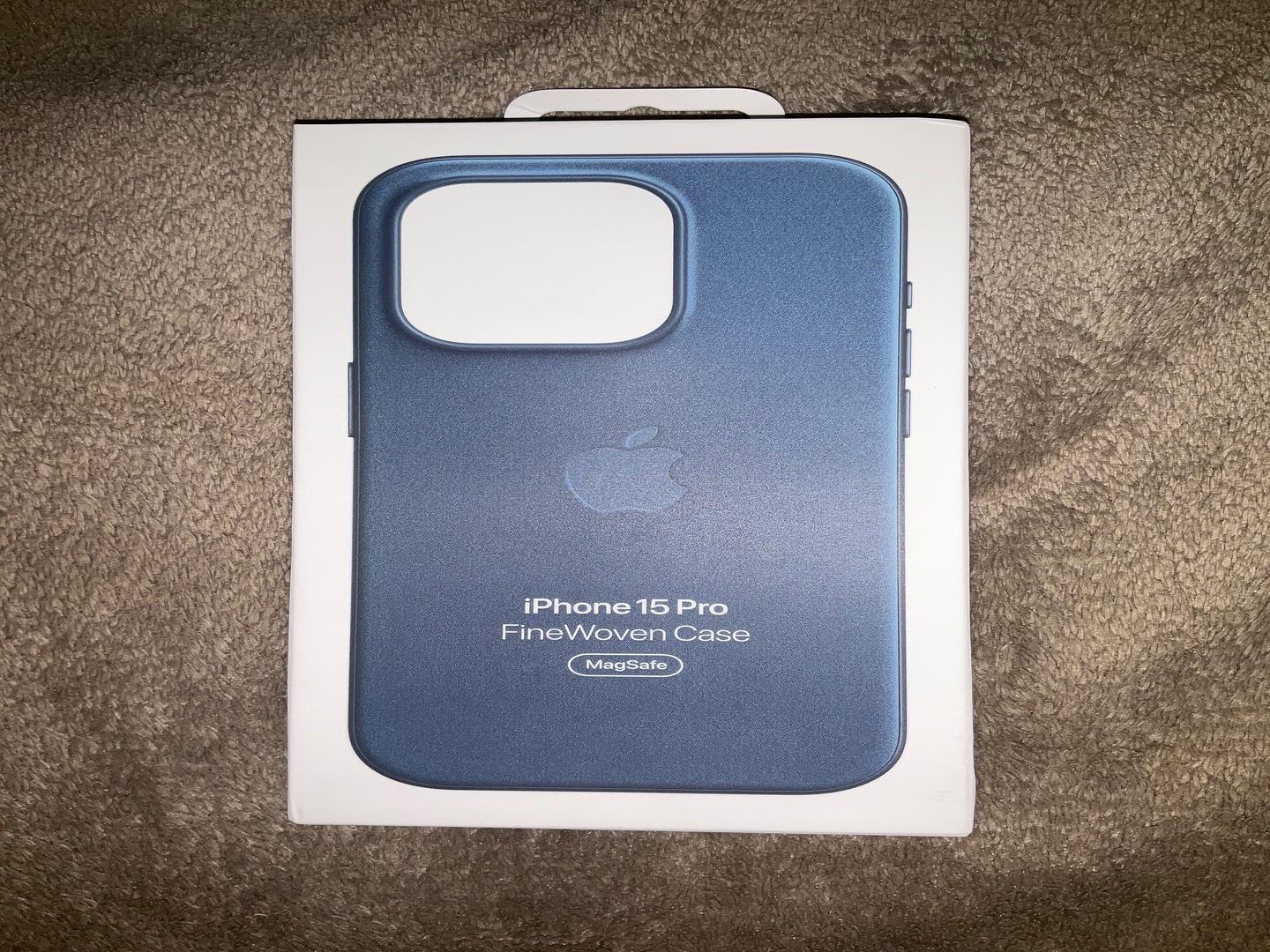 celulares y tabletas - iPhone 15 Pro FineWoven Case